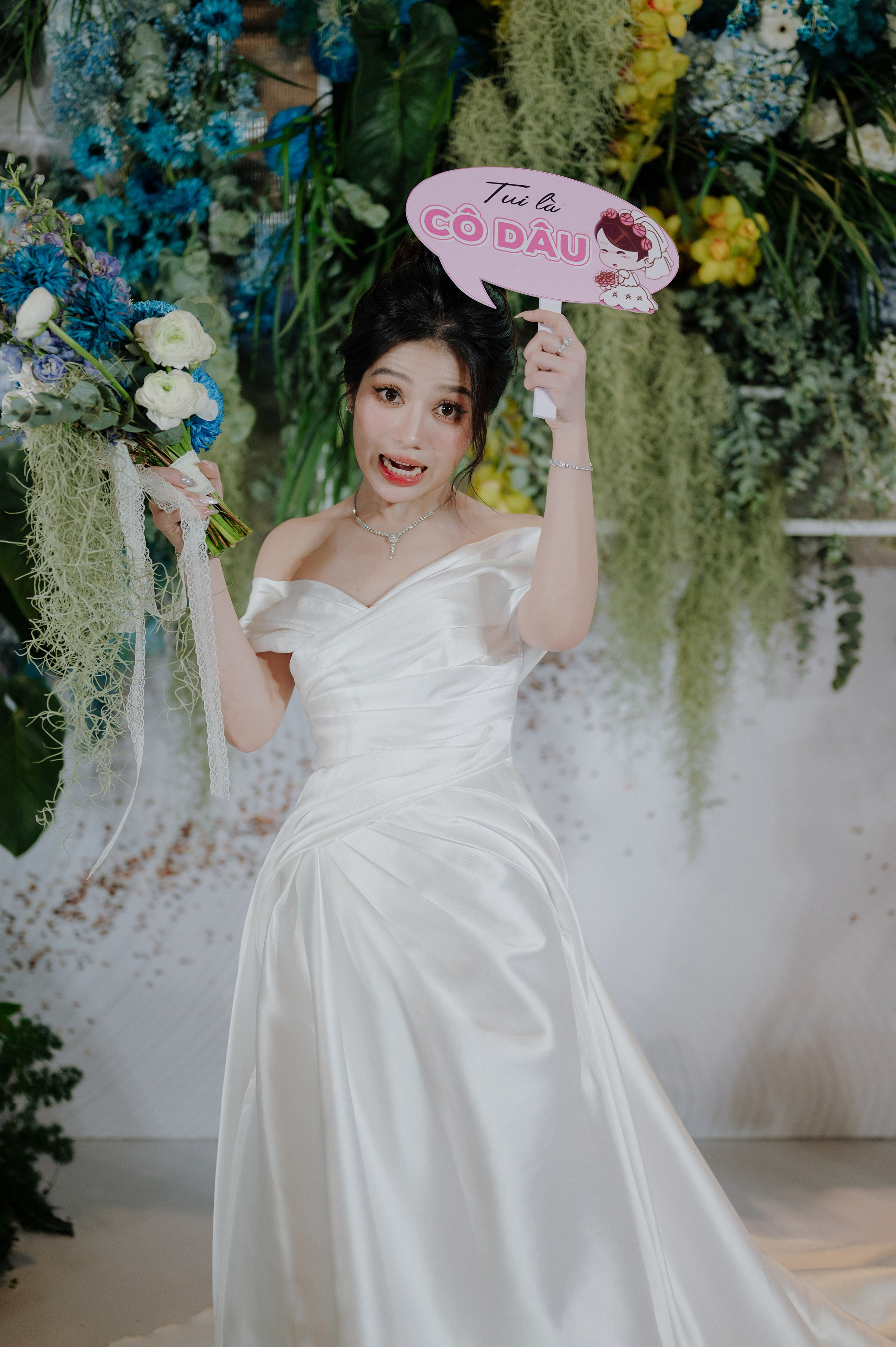 THANH THUÝ & TRỌNG KỶ. Nhiếp ảnh gia đám cưới hàng đầu tại Thành Phố Hồ Chí Minh