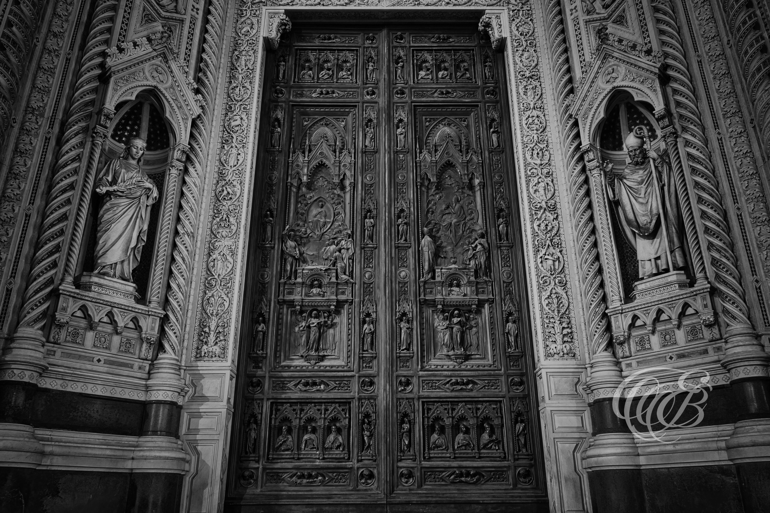 Florence Italy - The Cathedral Doors - B&W - Eduardo Bartoli Fine Art Photography - Black-and-white photograph of the doors of the Cathedral of Santa Maria del Fiore in Florence, Italy – fine art photography by Eduardo Bartoli.