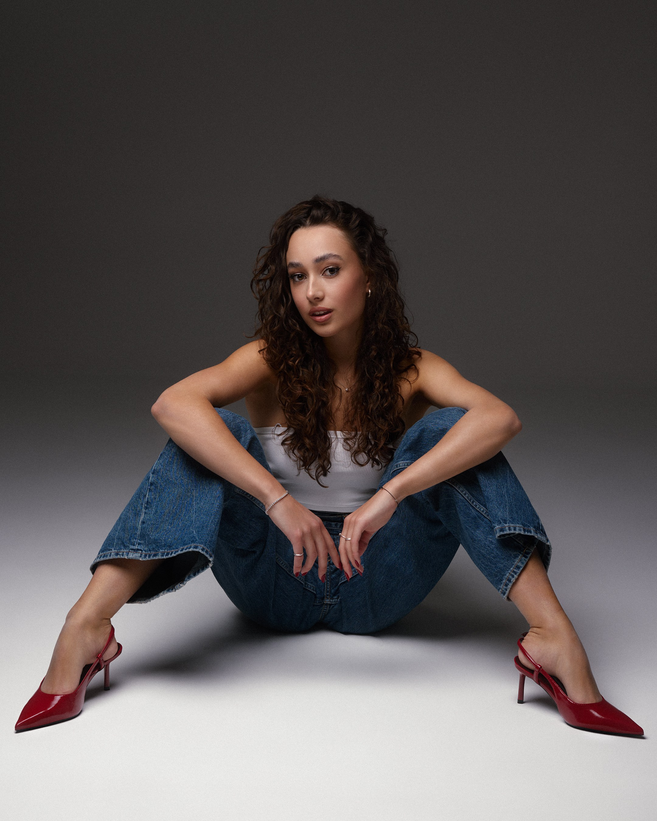 PORTFOLO. Profesionalus fotografas Vilniuje. Asmeninės ir šeimos fotosesijos, vestuvių, krikštynų bei renginių fotografavimas, produktų fotografija