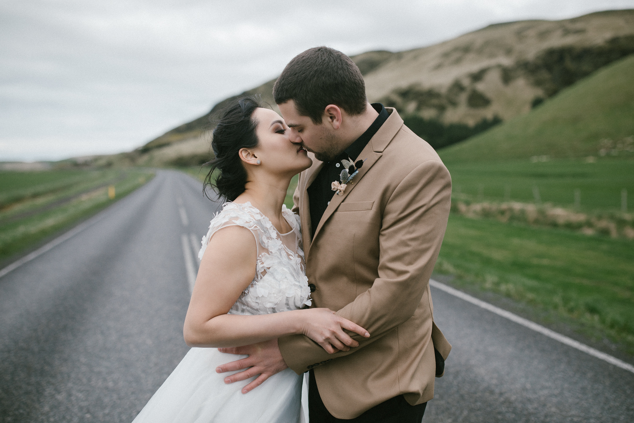 After Wedding Island | Vik, Schwarzer Strand & Skógafoss. Hochzeitsfotograf Bodensee & Allgäu | Liliana Berkut
