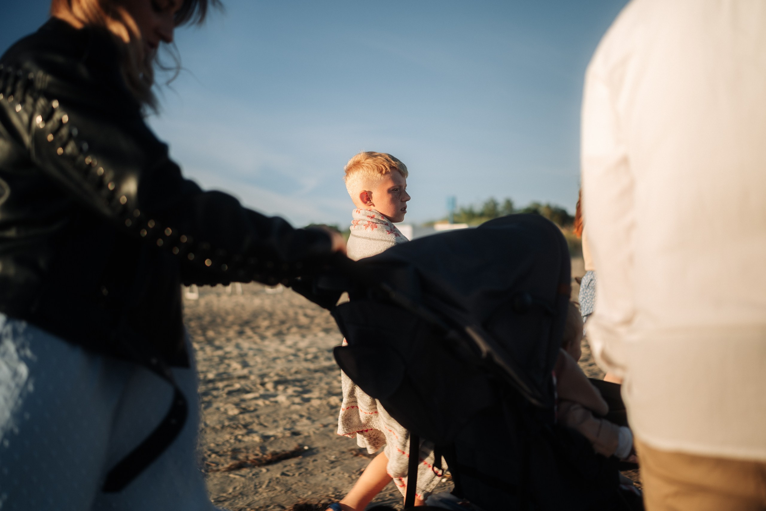 By the Sea. Couple and Family Photographer in Tallinn, Sasha Kaloshin