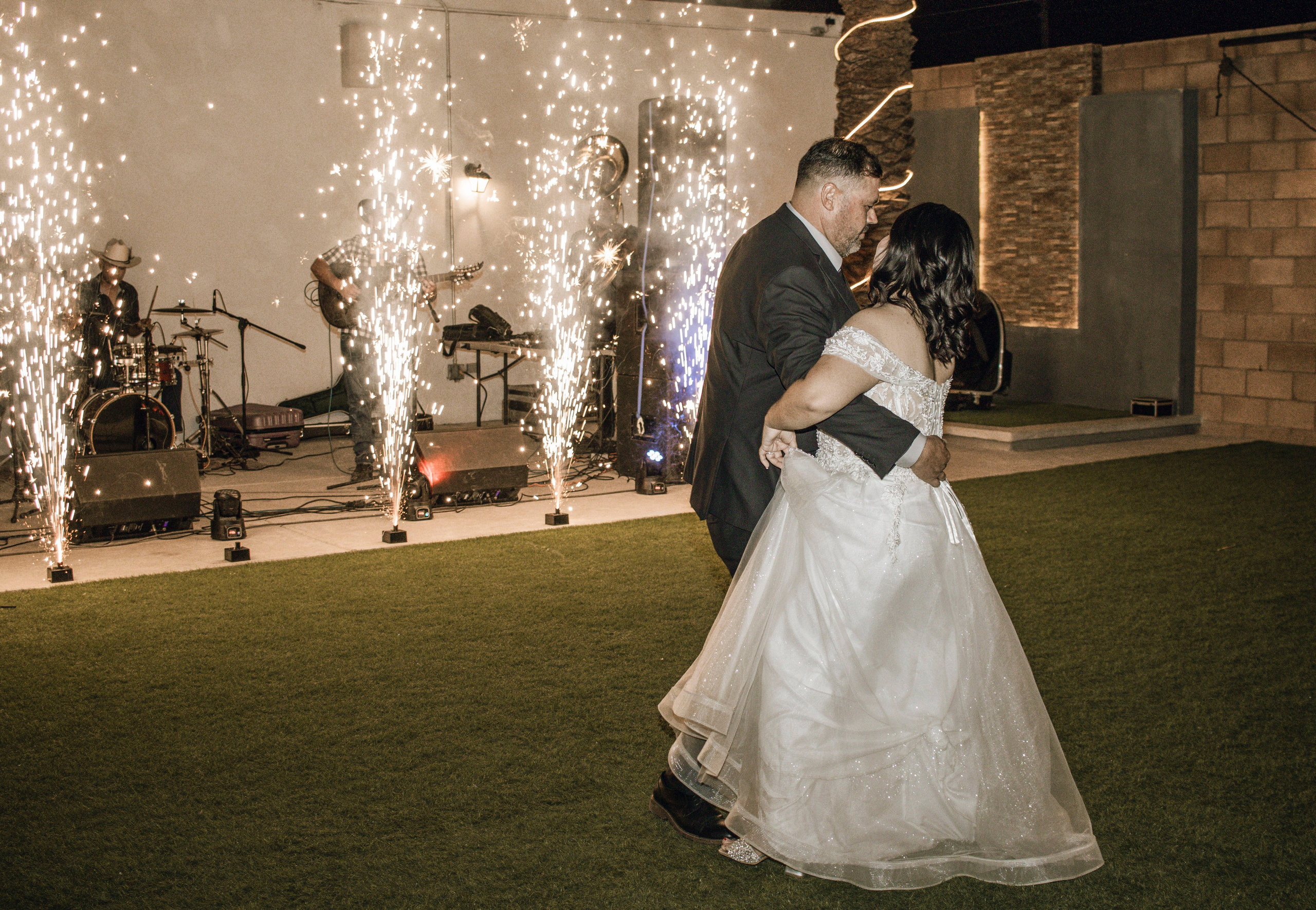 VIRIDIANA Y HUMBERTO. Principal