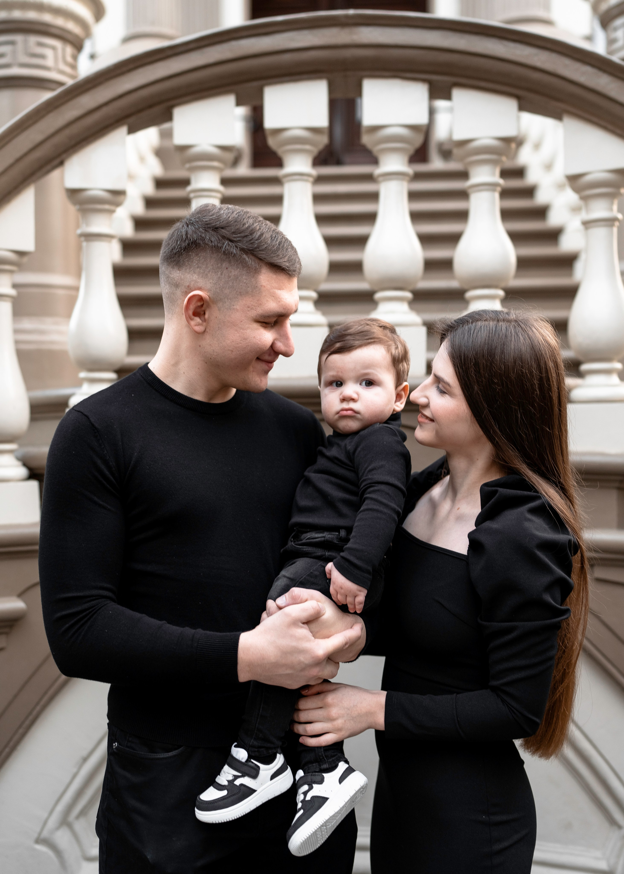Artem, Nadia & Elisha. Family photographer in Sacramento | Sofia Pavenko