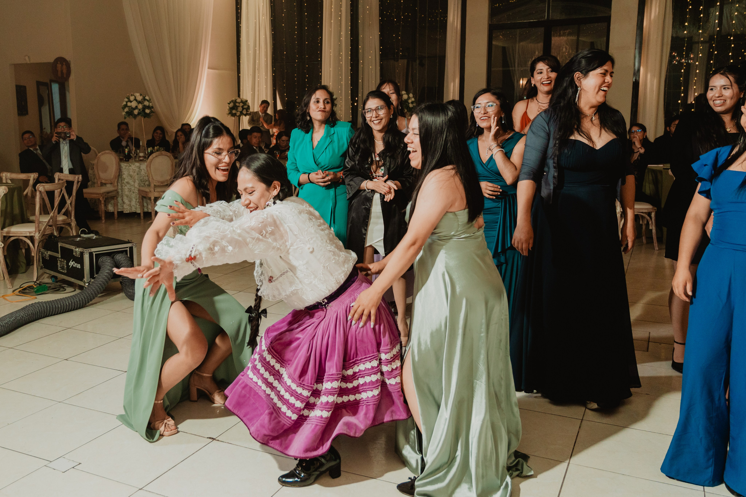 FERNANDO + MARIBEL | BODA RELIGIOSA. Studio KVTA | Fotografía y Video de Bodas en Arequipa