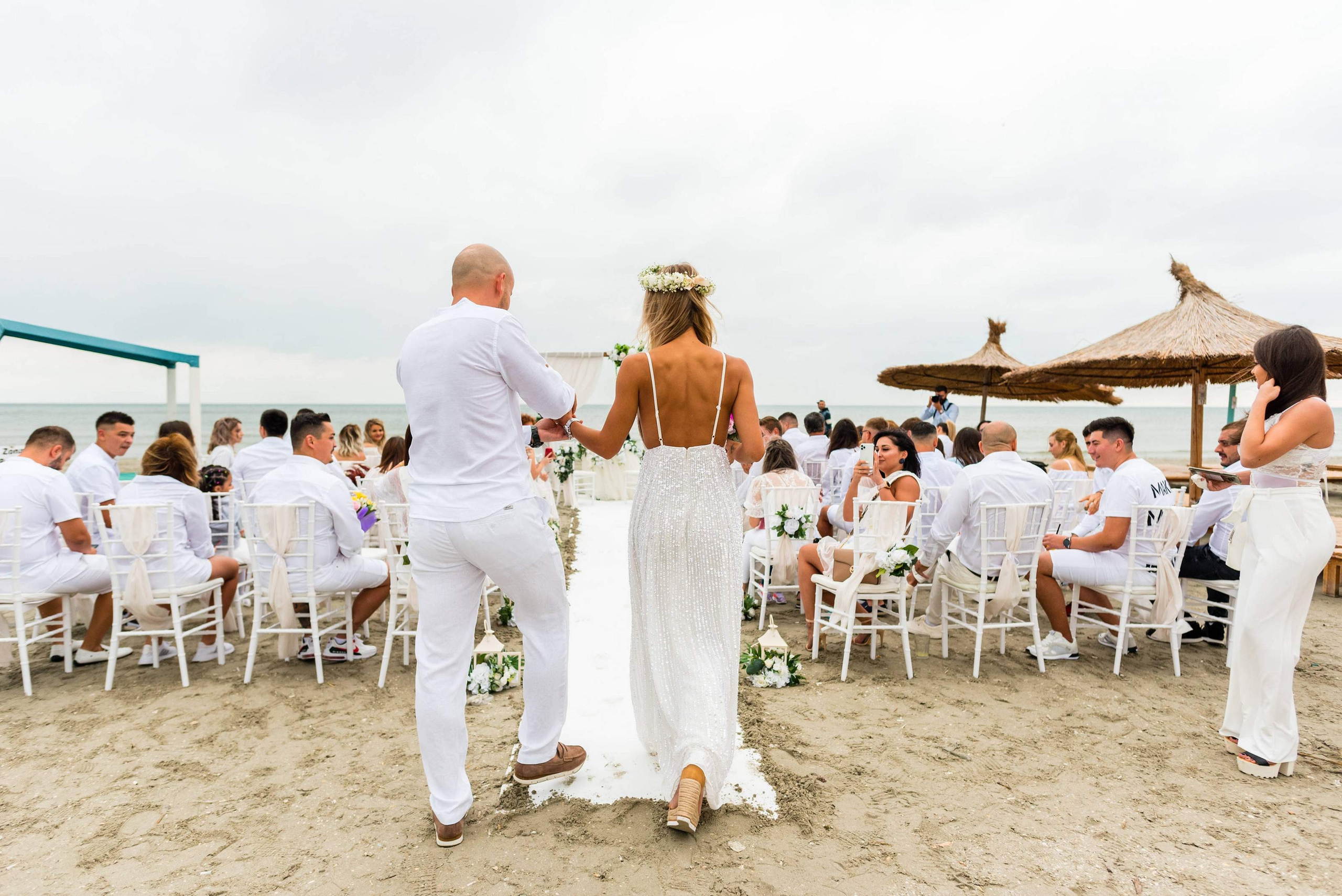 Cununie civila pe plaja Oneiro