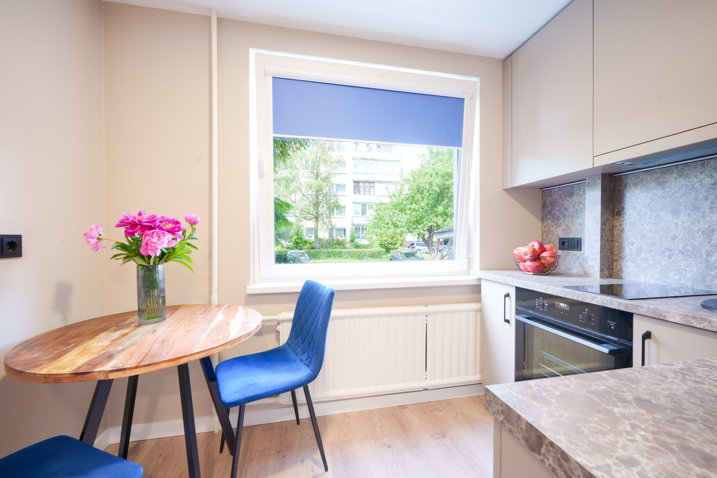 Tuskulėnų g. 8. Elina Sapiega fotografė Vilniuje