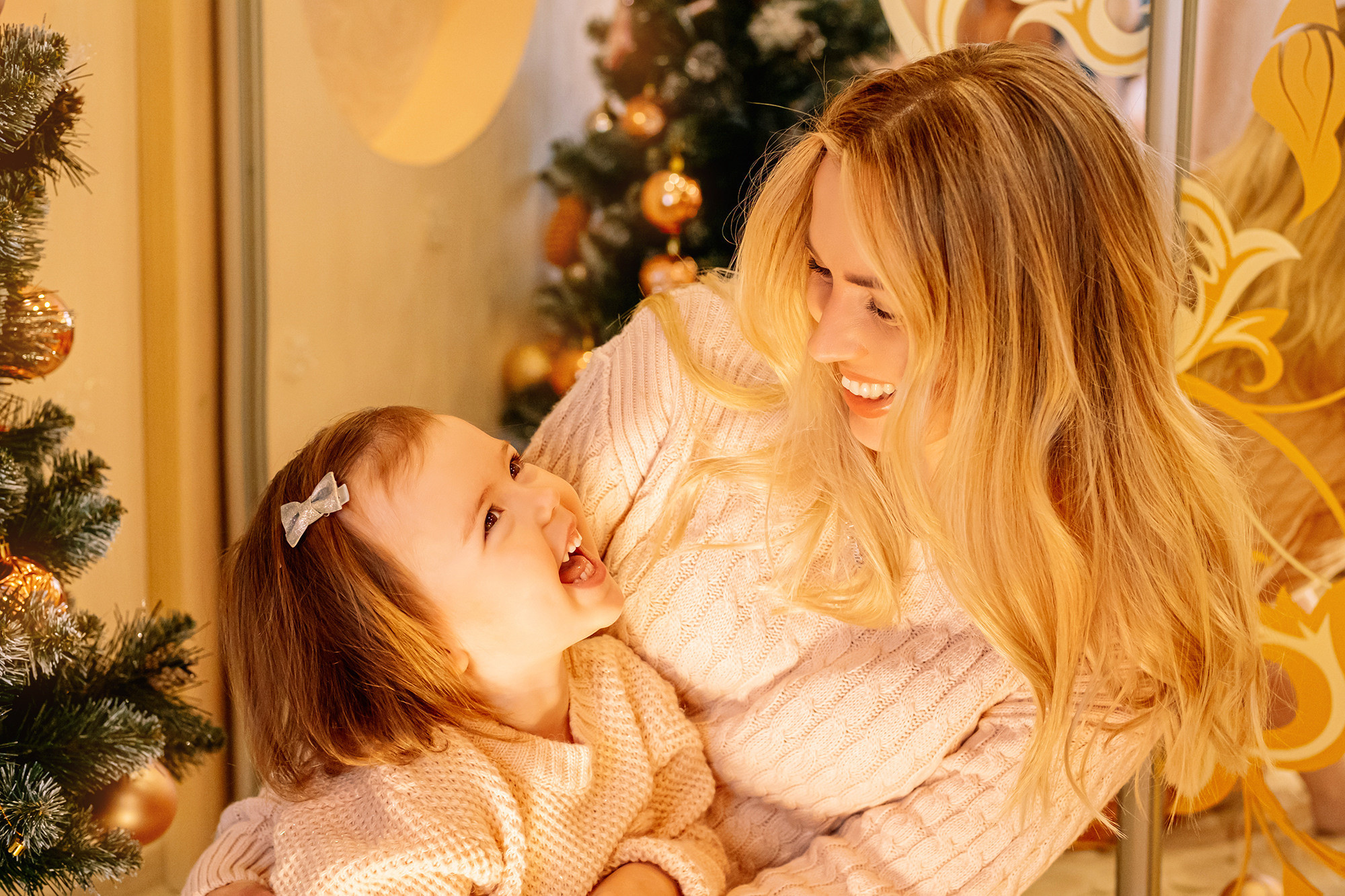 Затишна підготовка домівки до Різдва. Валерія Сичова. Сімейний та репортажний фотограф в Португаліі