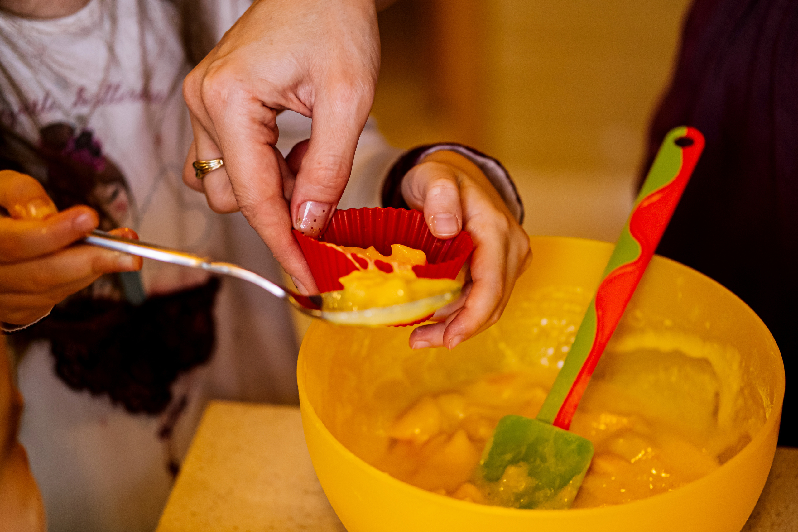 У мами на кухні. Валерія Сичова. Сімейний та репортажний фотограф в Португаліі