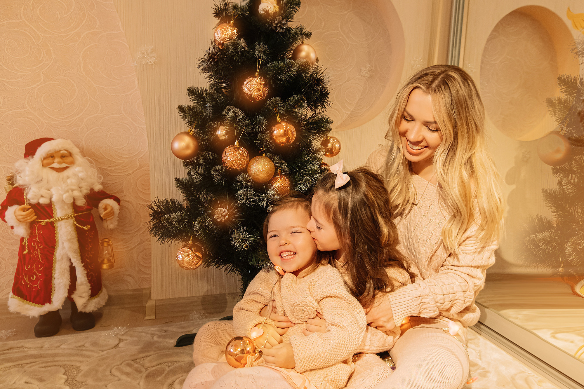 Затишна підготовка домівки до Різдва. Валерія Сичова. Сімейний та репортажний фотограф в Португаліі