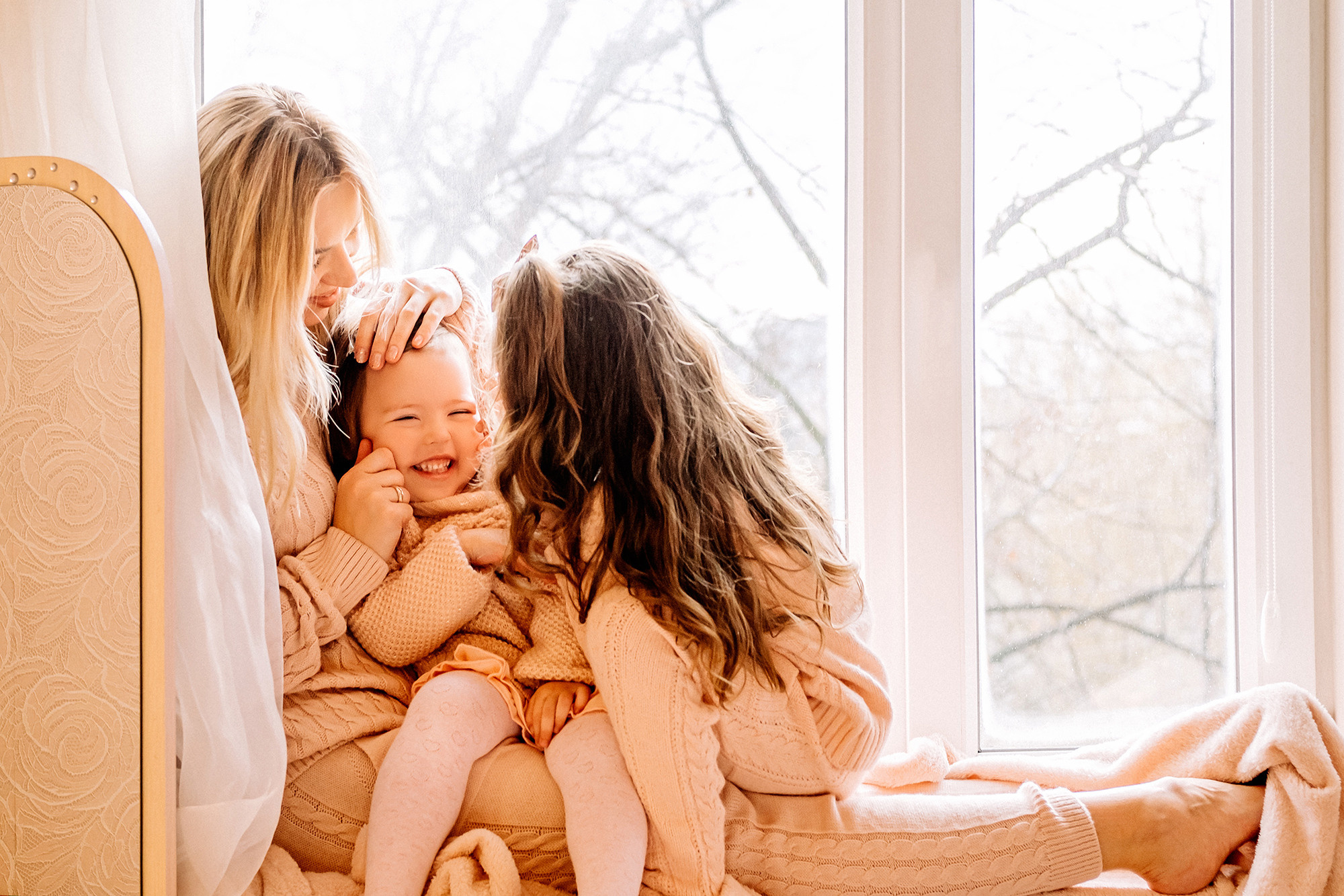 Затишна підготовка домівки до Різдва. Валерія Сичова. Сімейний та репортажний фотограф в Португаліі