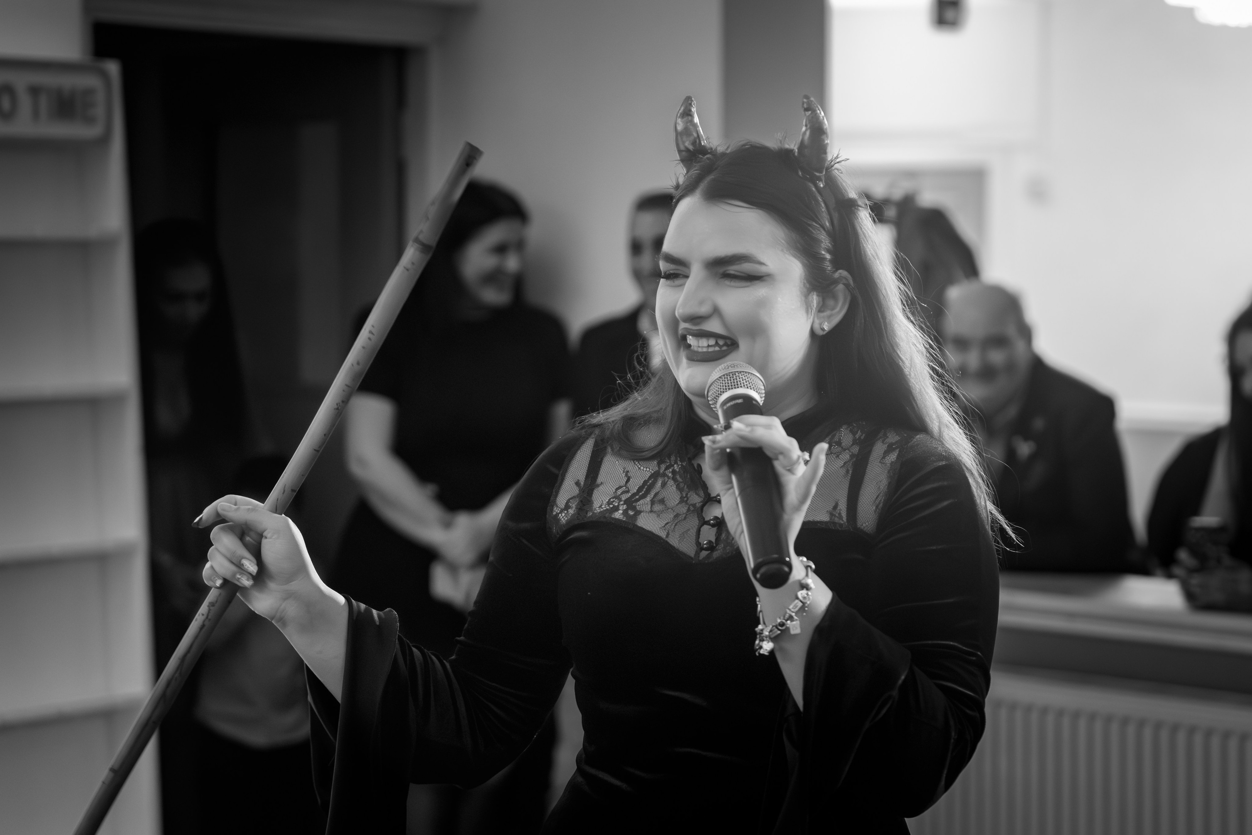 Evelyn Teodora-Botez. Main