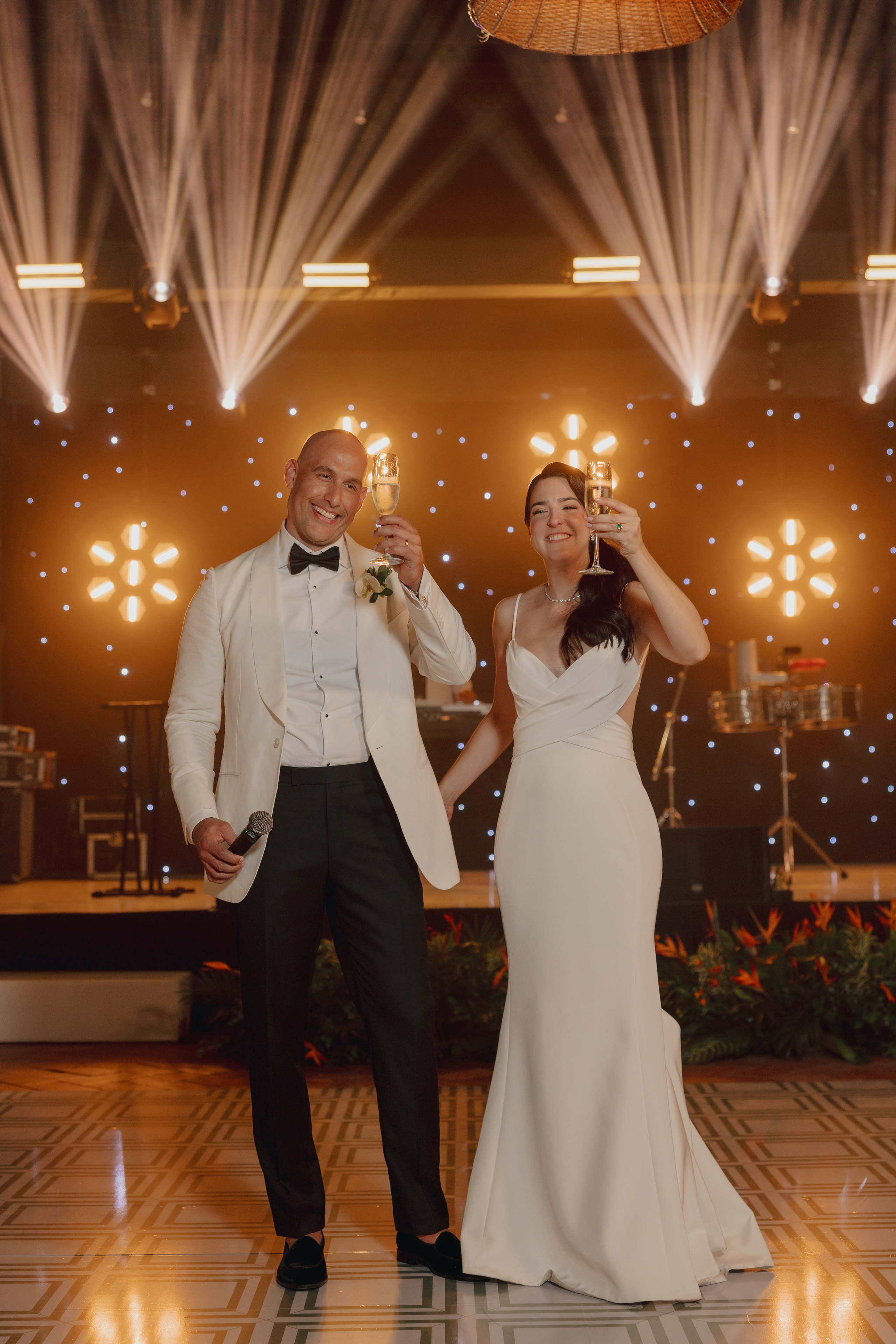 Luis & Meghan. UNTERCIO BODAS