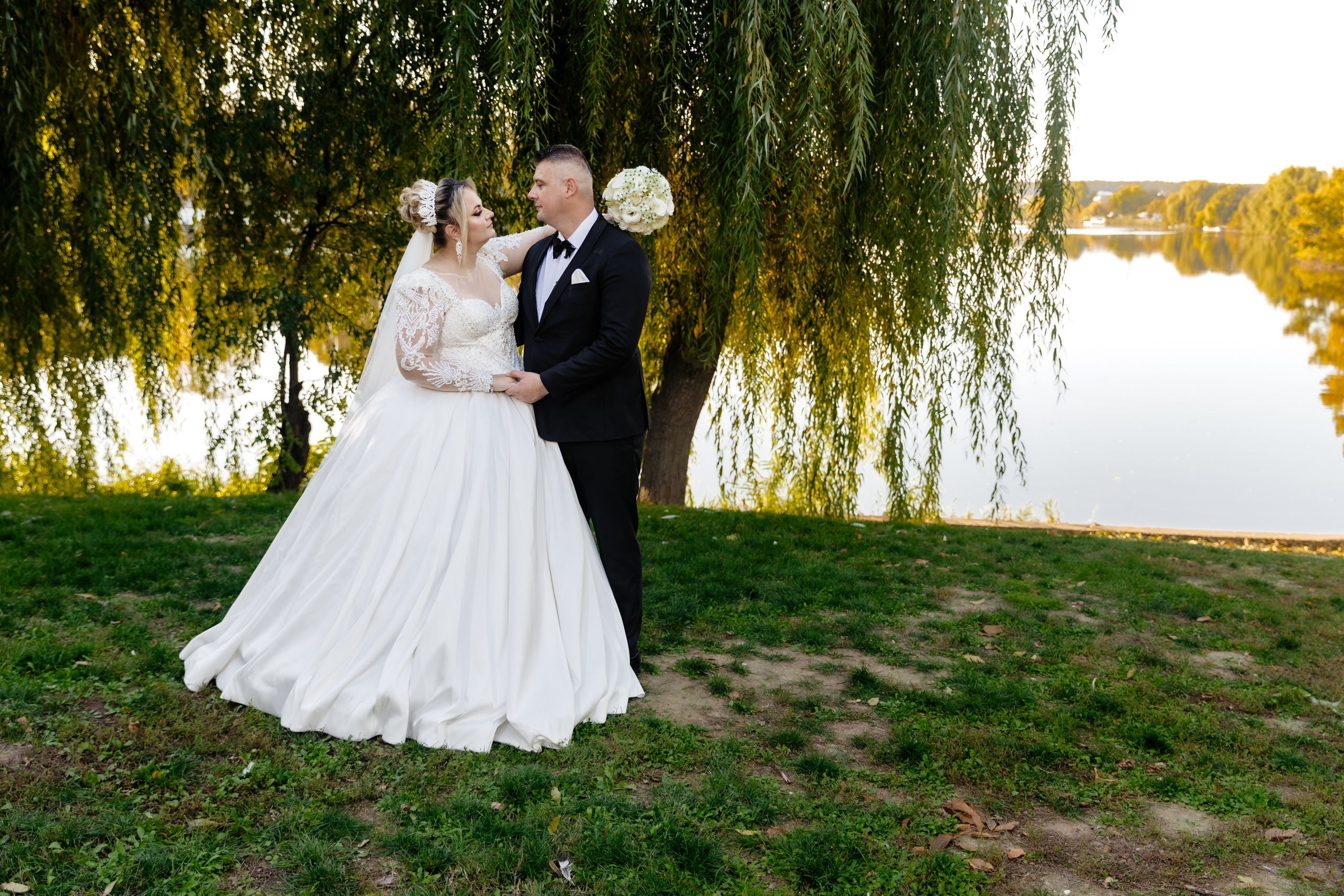 Gabriela & Alin - Trash The Dress - Palatul Mogoșoaia. Fotograf Profesionist Pitesti-Bucuresti| Mircea Seinea