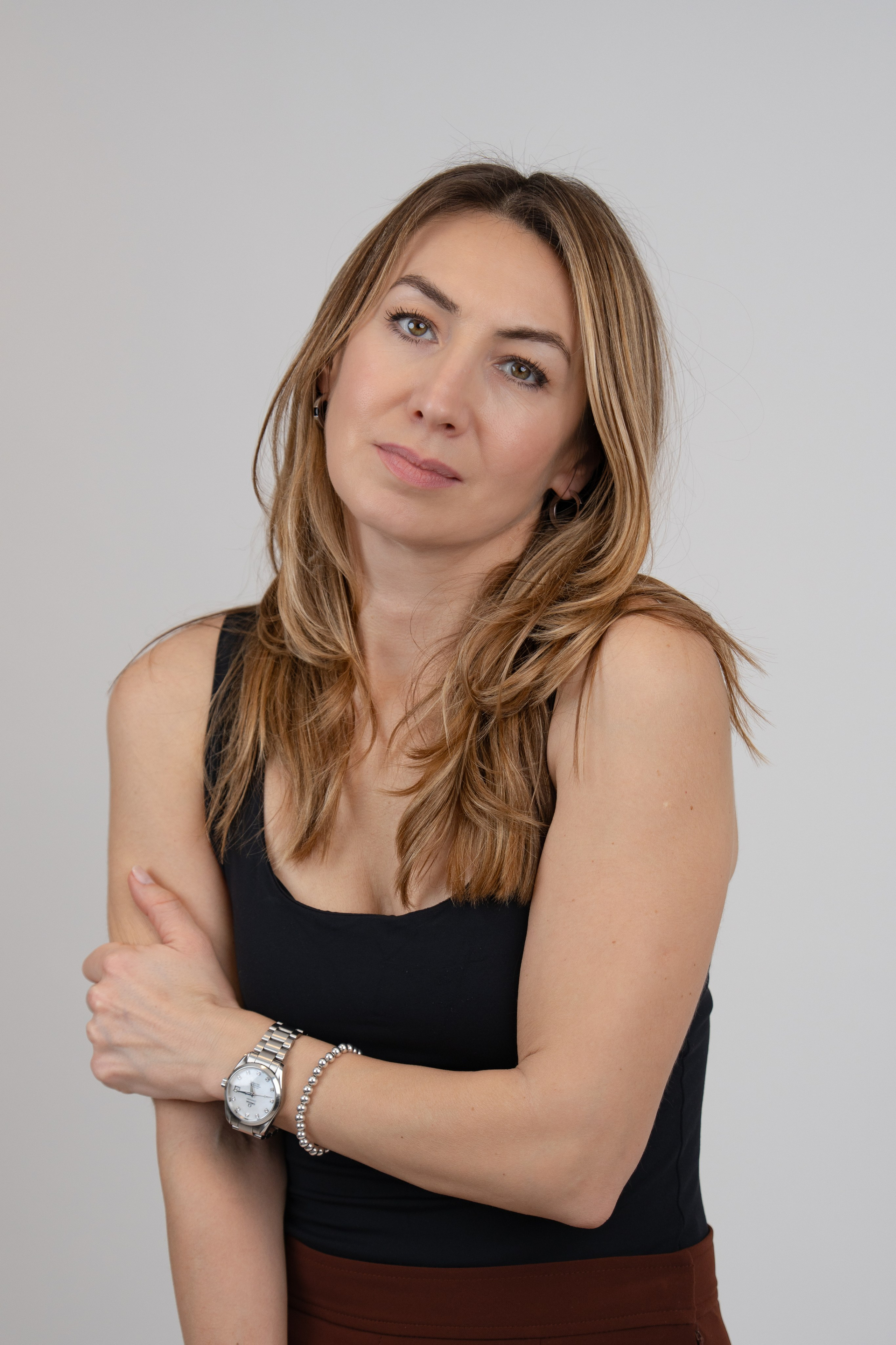 Natali. Nina — Fashion & Beauty Photographer in Paris | Portrait Photoshoots