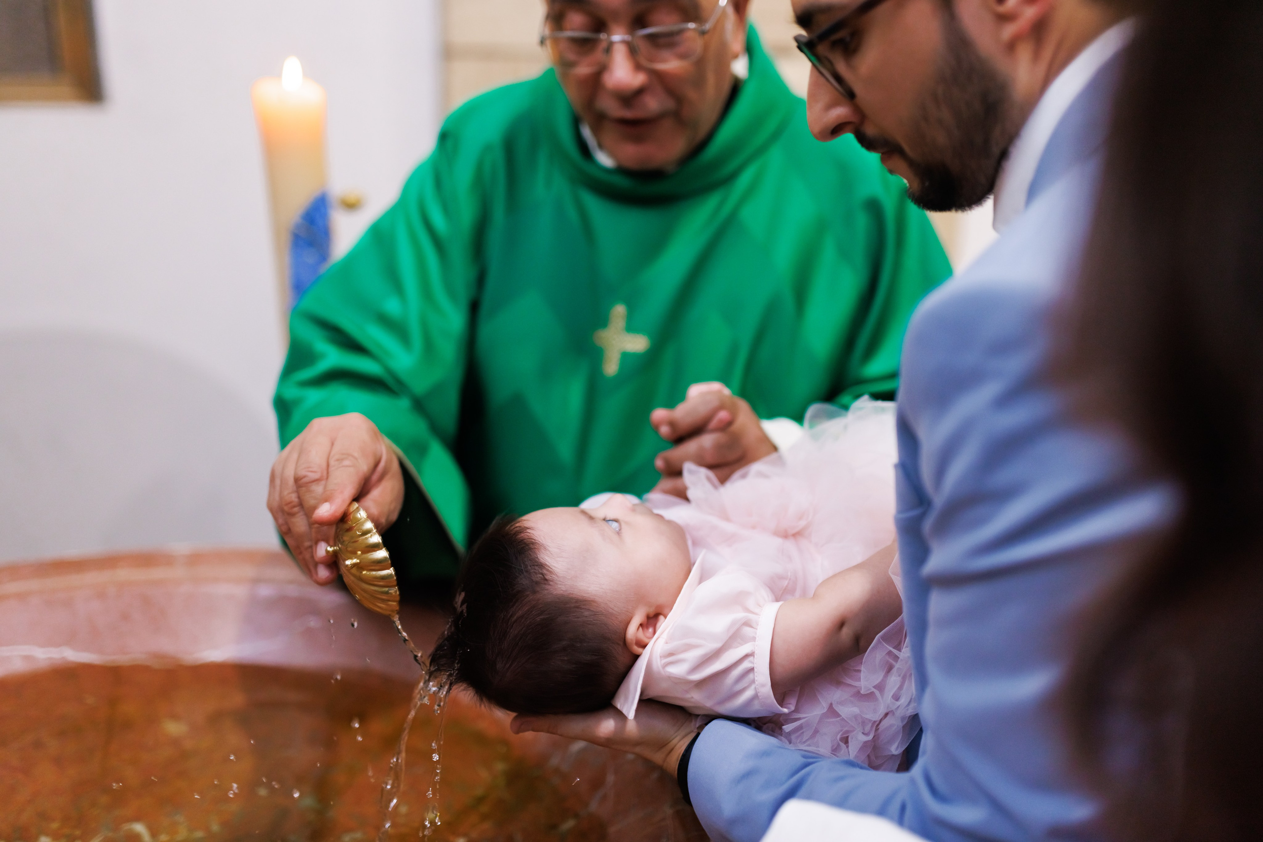 Battesimo. Fotografia di famiglia e ritratti di: gravidanza, neonati, bambini, famiglia. Forli