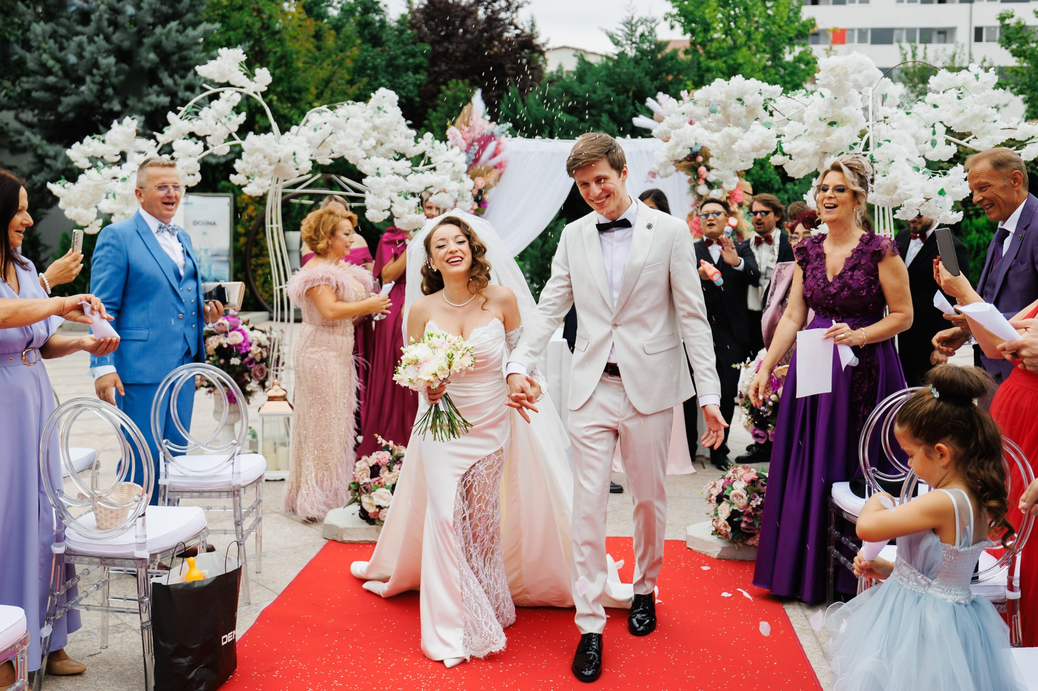 Nunta Sandra si Andrei la Militari Ballroom Bucuresti. Fotograf nunta Bucuresti - Manu Ivanciu | Fotograf botez