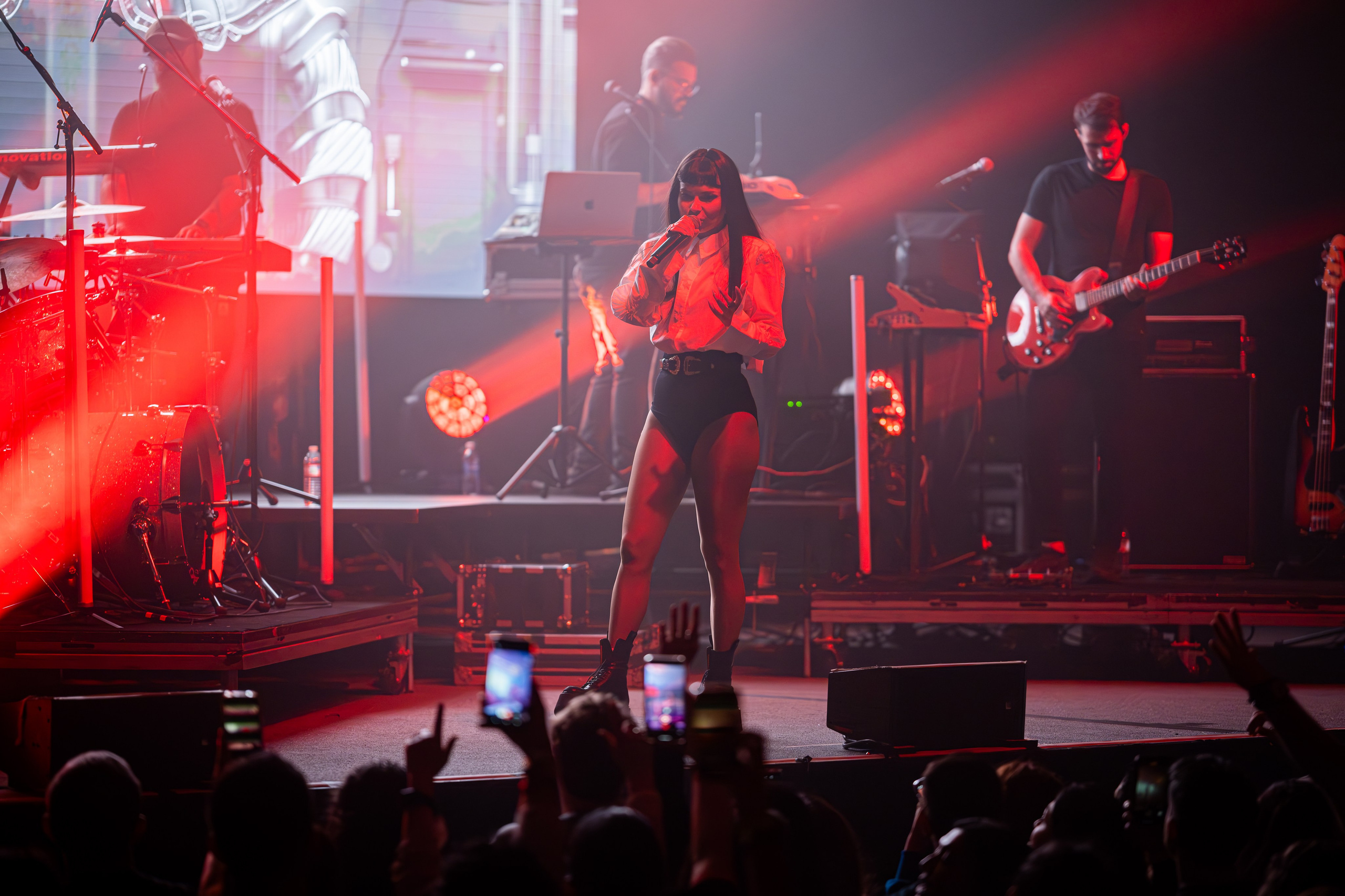 INNA / 2024. Reportage concert portrait photography in the San Francisco Bay Area