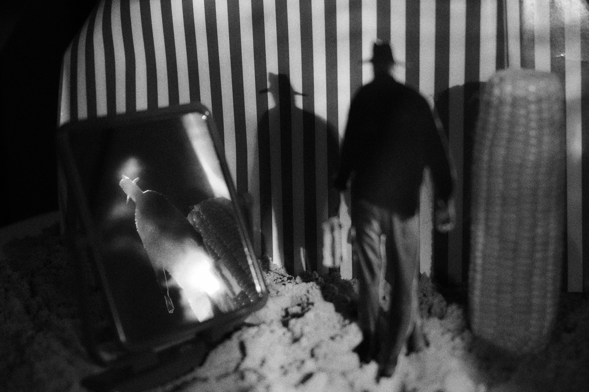 Paperverse. Petr Nabutov. Portrait photography, Cambodia