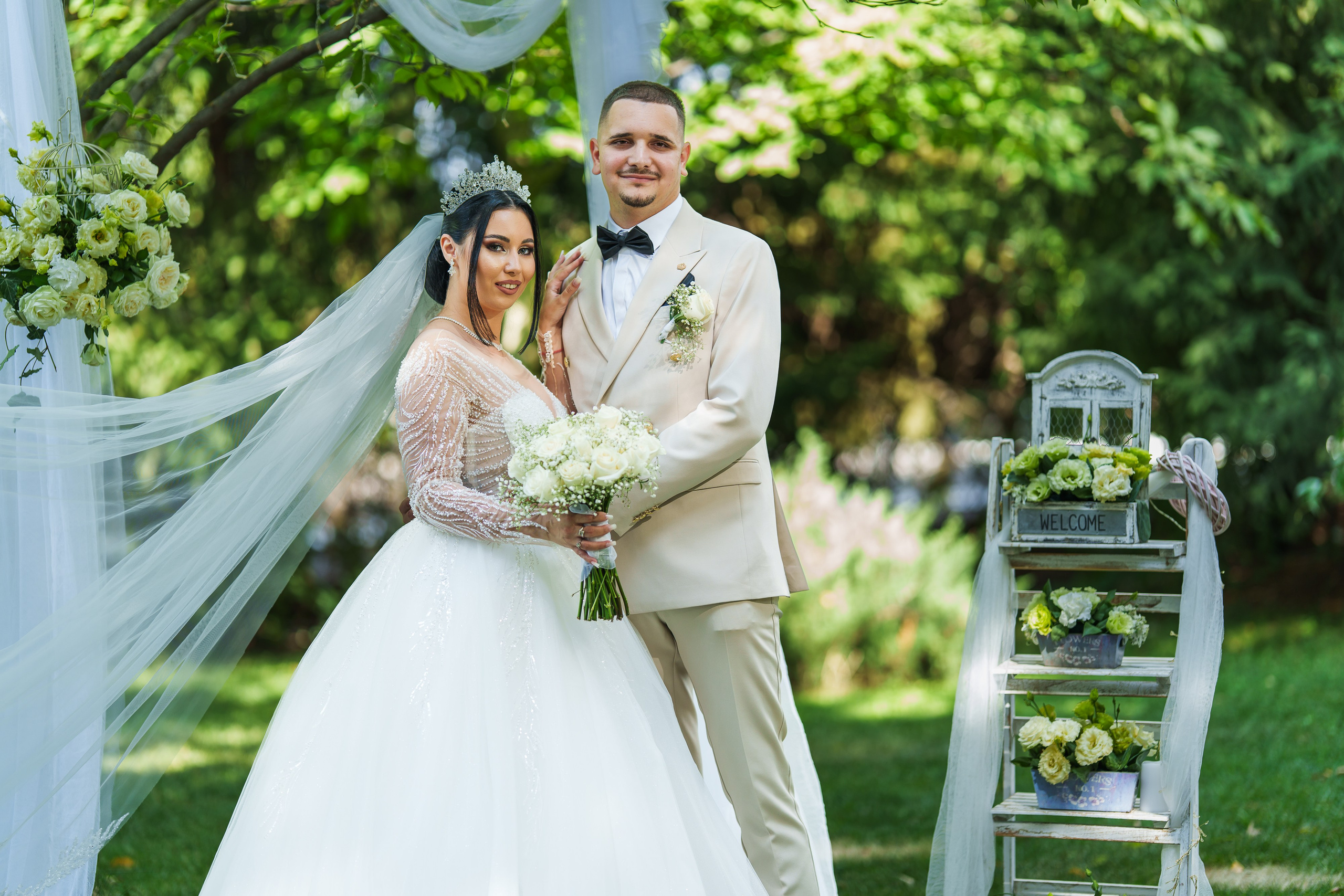 Bella & Adi. Foto Studio — Fotograf de evenimente, nunti, botezuri, portrete