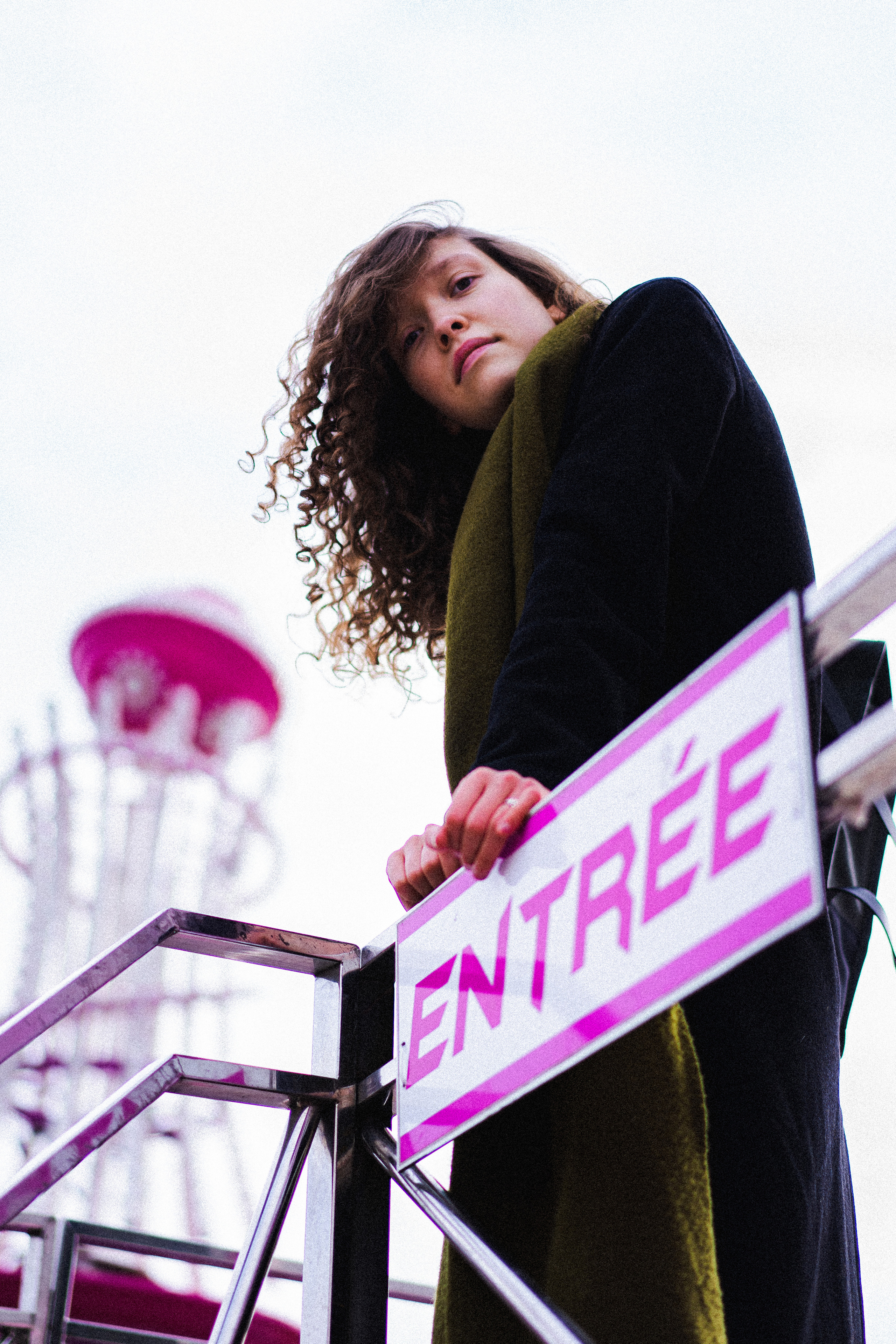 Portraits urbains à Plainpalais | Séance photo par Eugenia Andres. Photographe à Genève - Eugenia Andres
