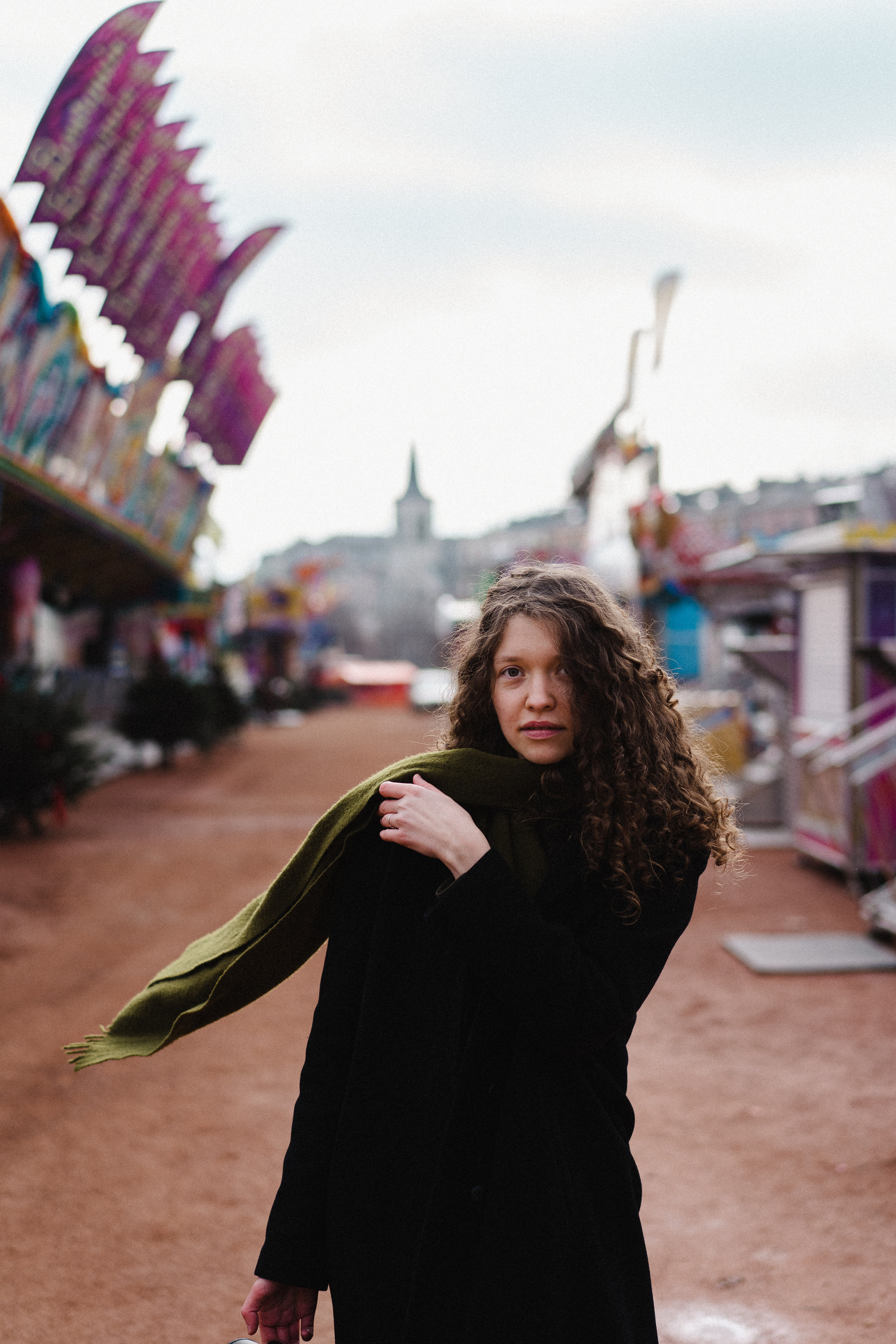 Portraits urbains à Plainpalais | Séance photo par Eugenia Andres. Photographe à Genève - Eugenia Andres