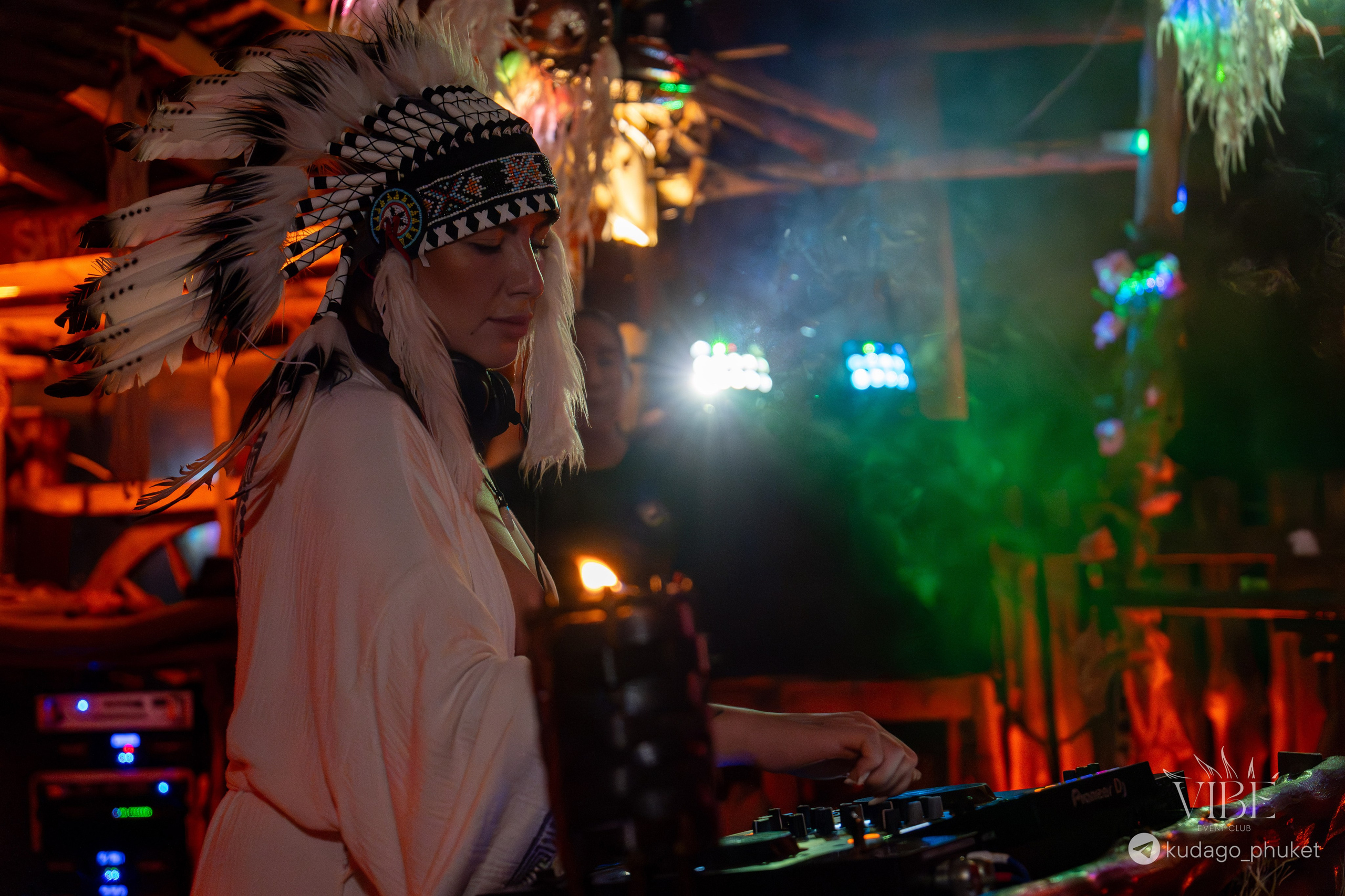Вечеринка Boho Vibe | Фоторепортаж | Афиша | DAVAYSXODIM.com PHUKET. АФИША|ФОТОРЕПОРТАЖИ|ИВЕНТЫ|ПХУКЕТ