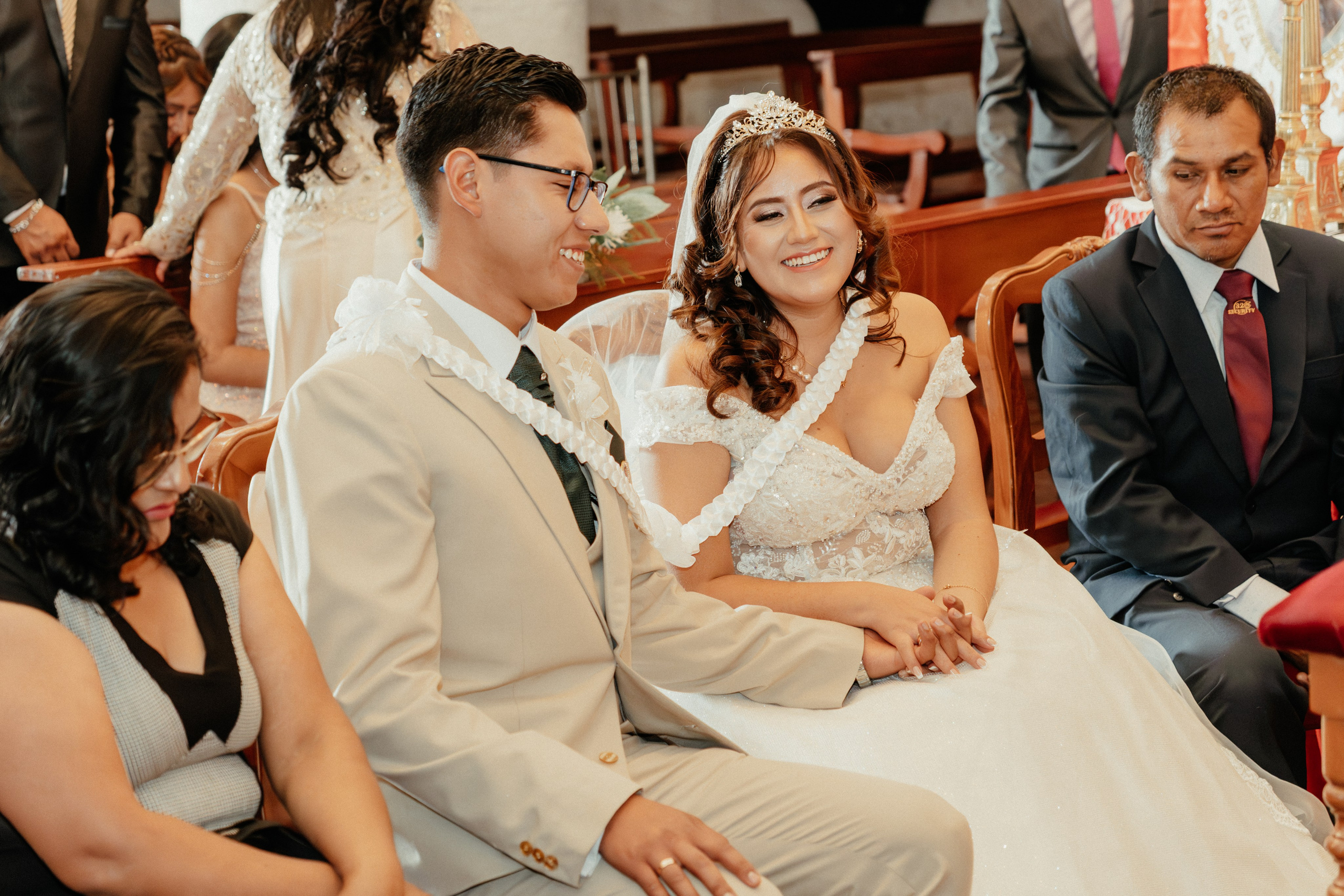 ANGIE + MANUEL BODA RELIGIOSA. Studio KVTA | Fotografía y Video de Bodas en Arequipa