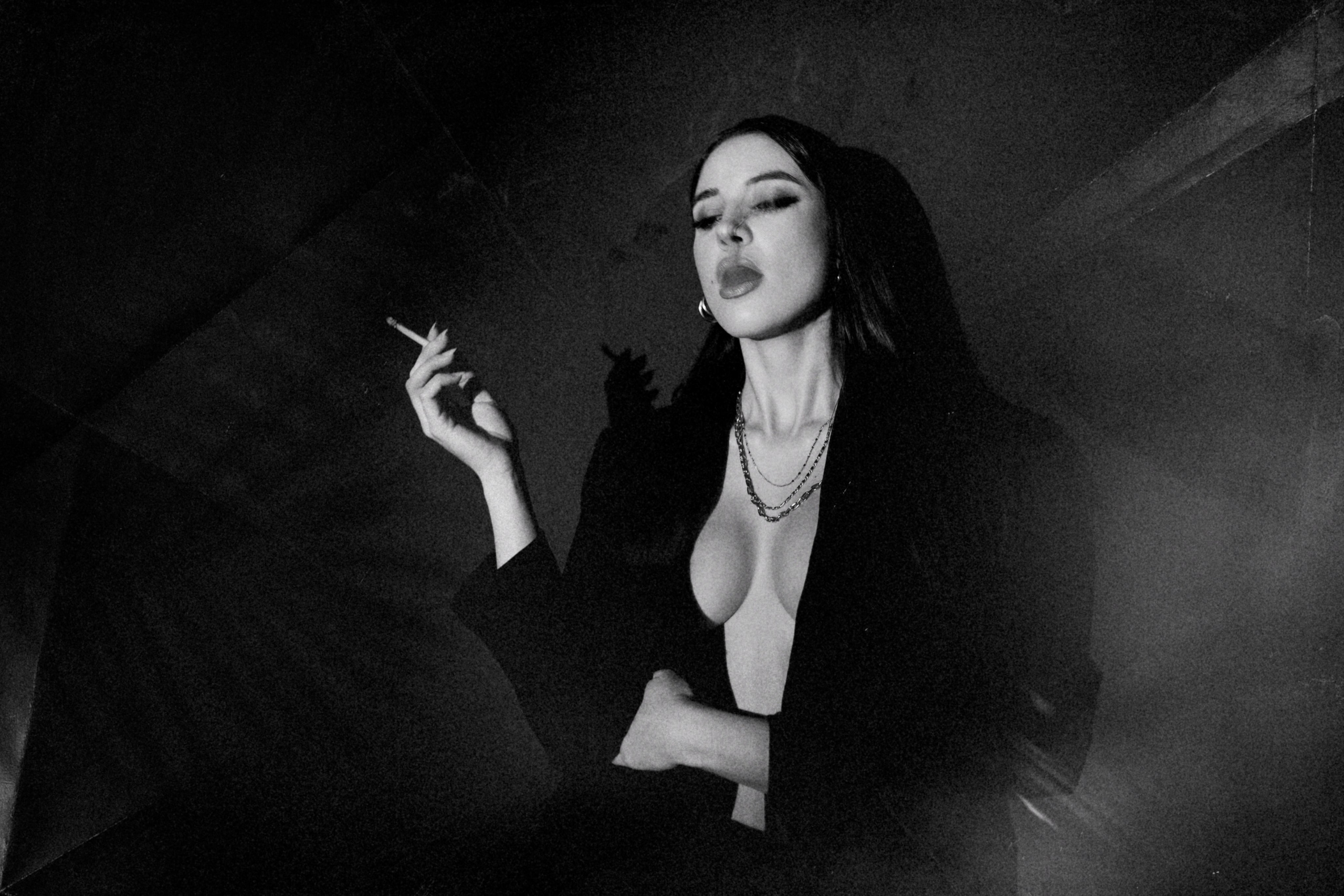 Svi moji studijski portreti na jednom mestu. Mark Smilyanic | Portretni boudoir fotograf iz Beograda