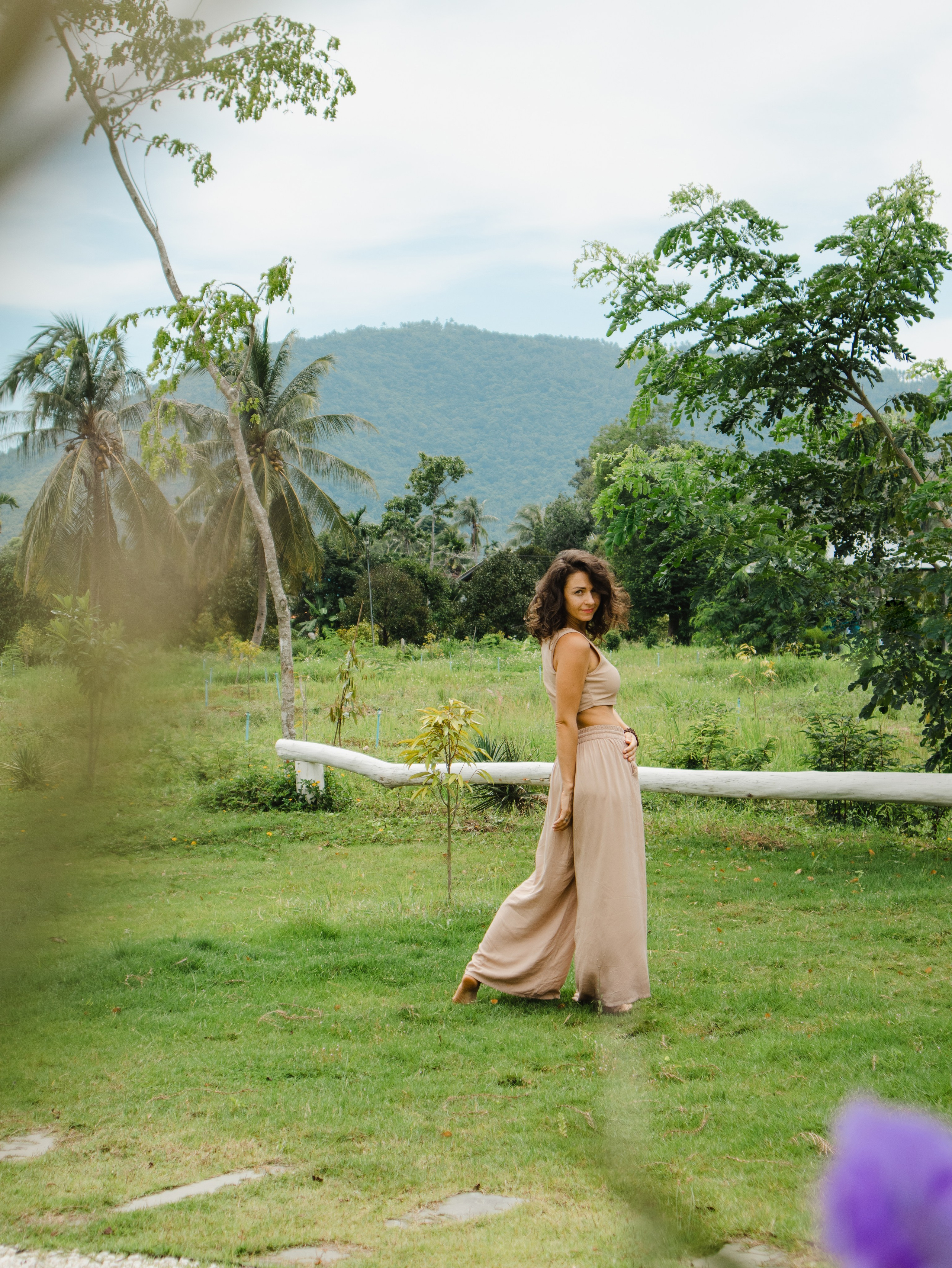 WOMEN’S PHOTOSHOOT. Photographer on Koh Samui Elena