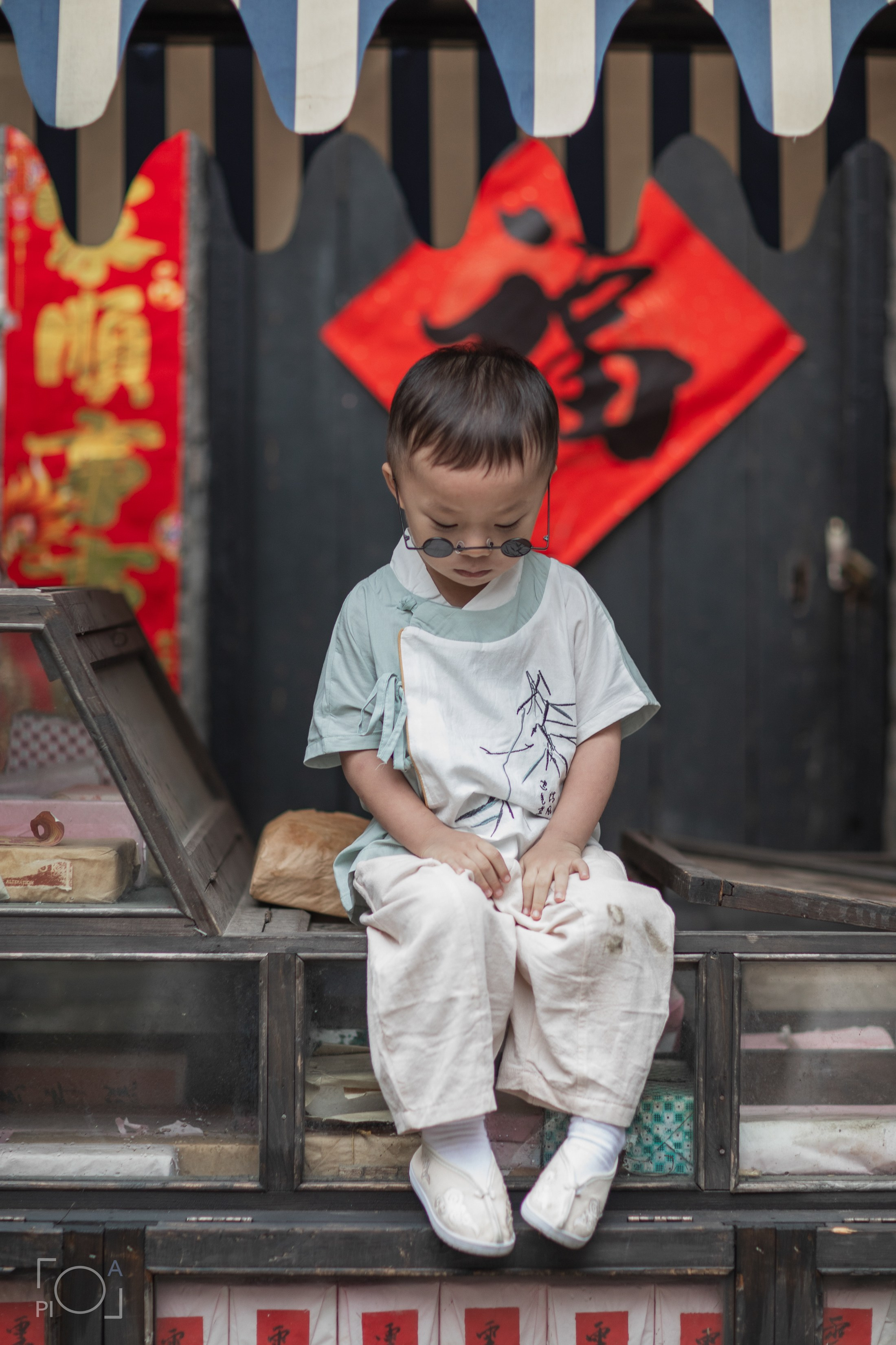 Семейная фотосессия в шанхайской киностудии. Photographer in Shanghai — Lola Pidluskaya