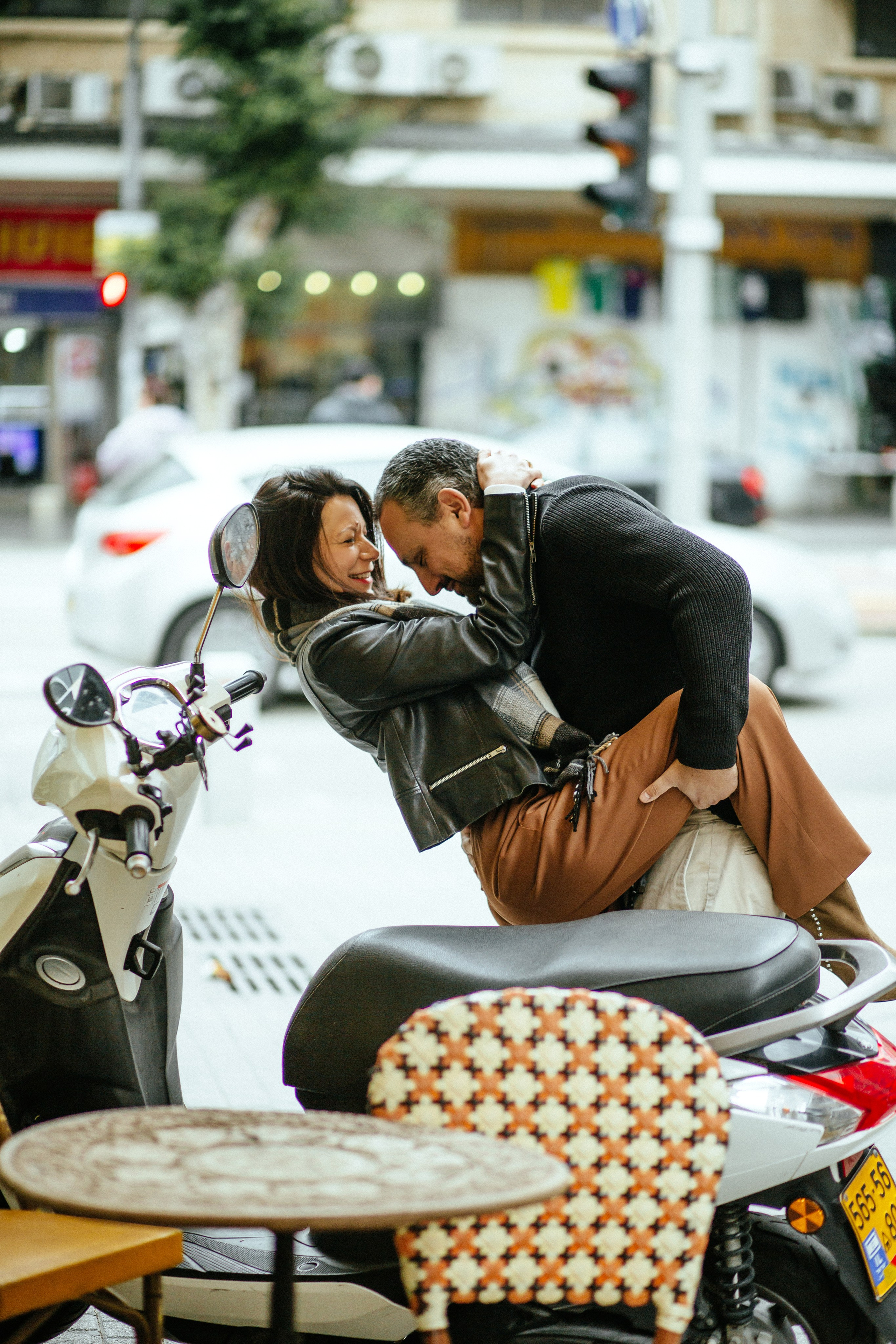 Valentines Day in Downtown Haifa. Family photographer in Israel