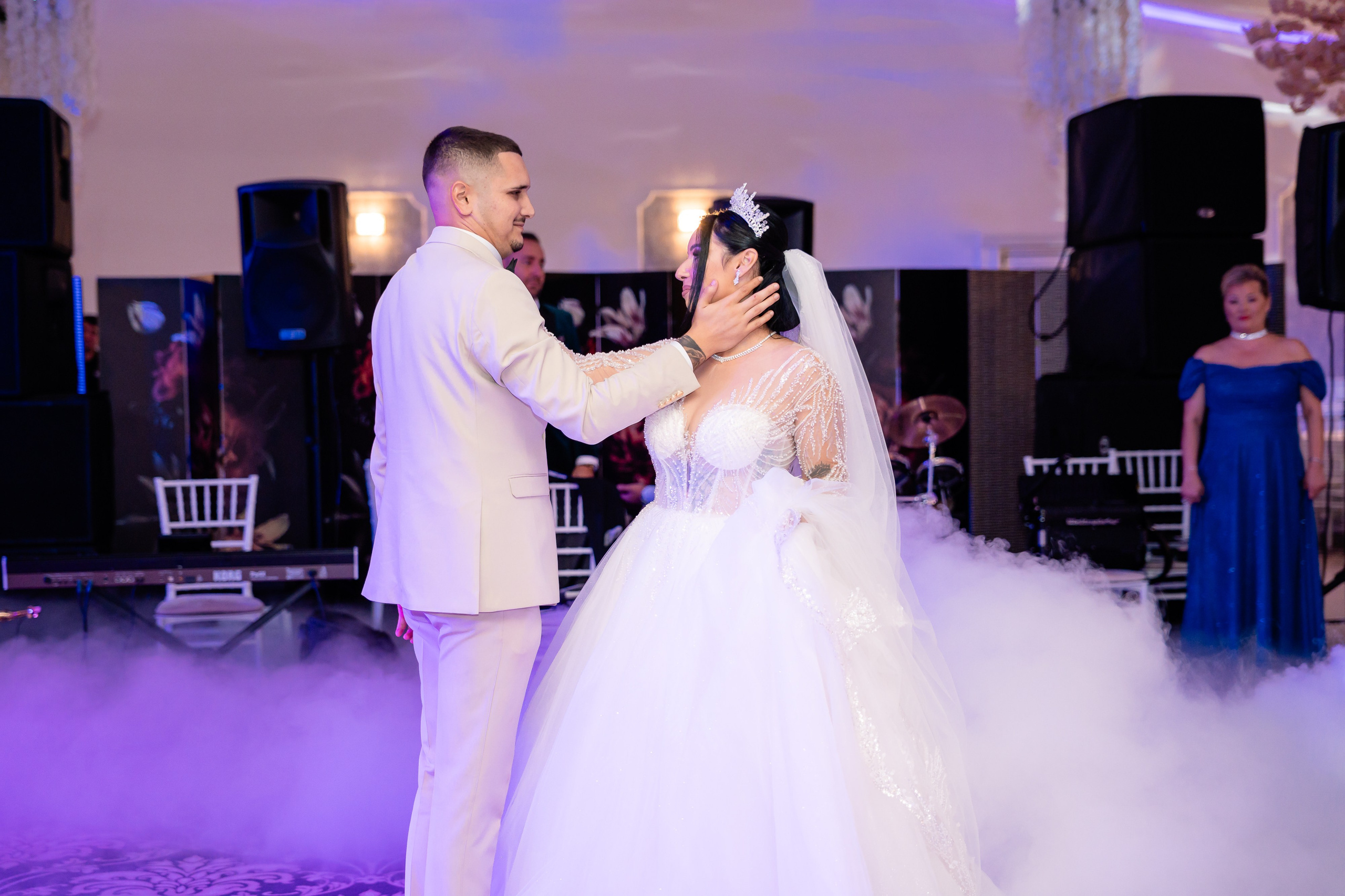 Bella & Adi. Foto Studio — Fotograf de evenimente, nunti, botezuri, portrete