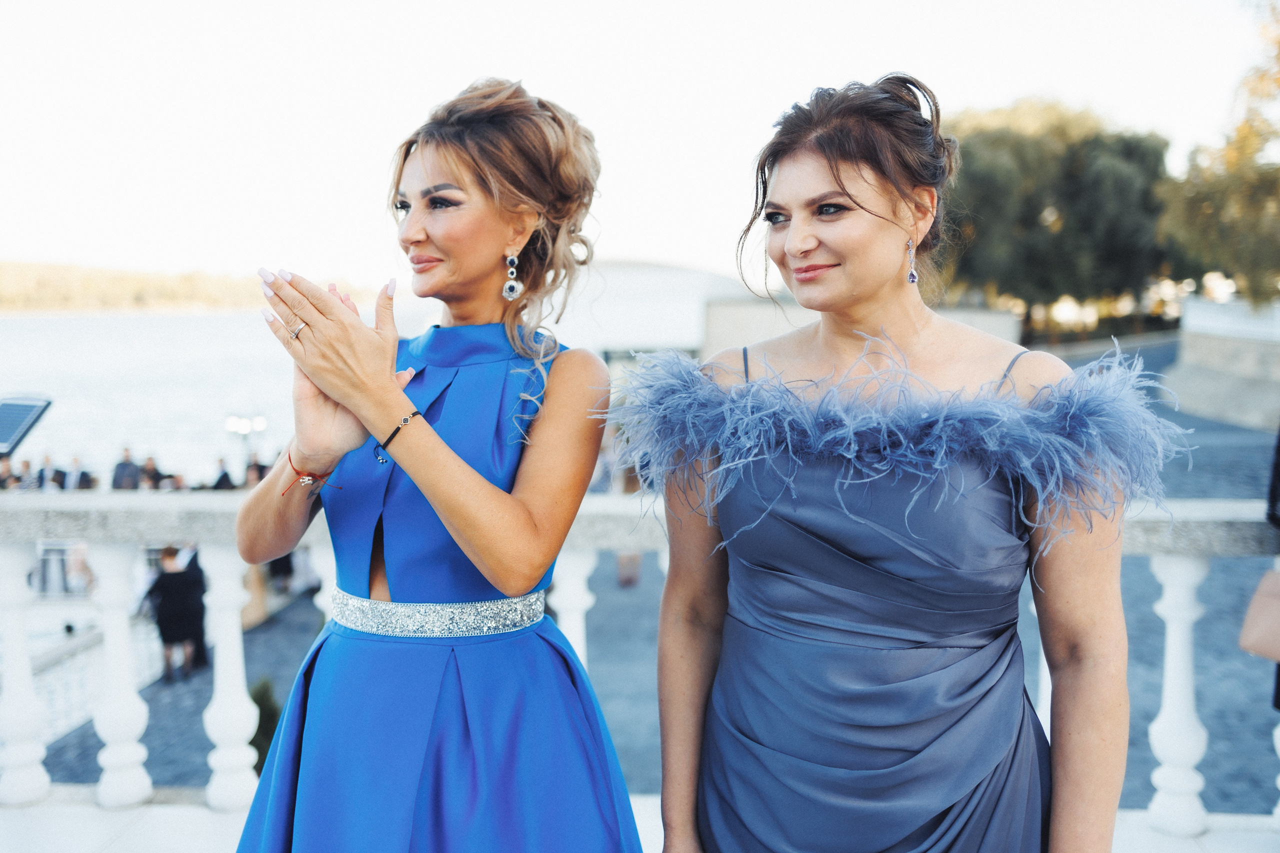 X & S. Fotograful evenimentului tău