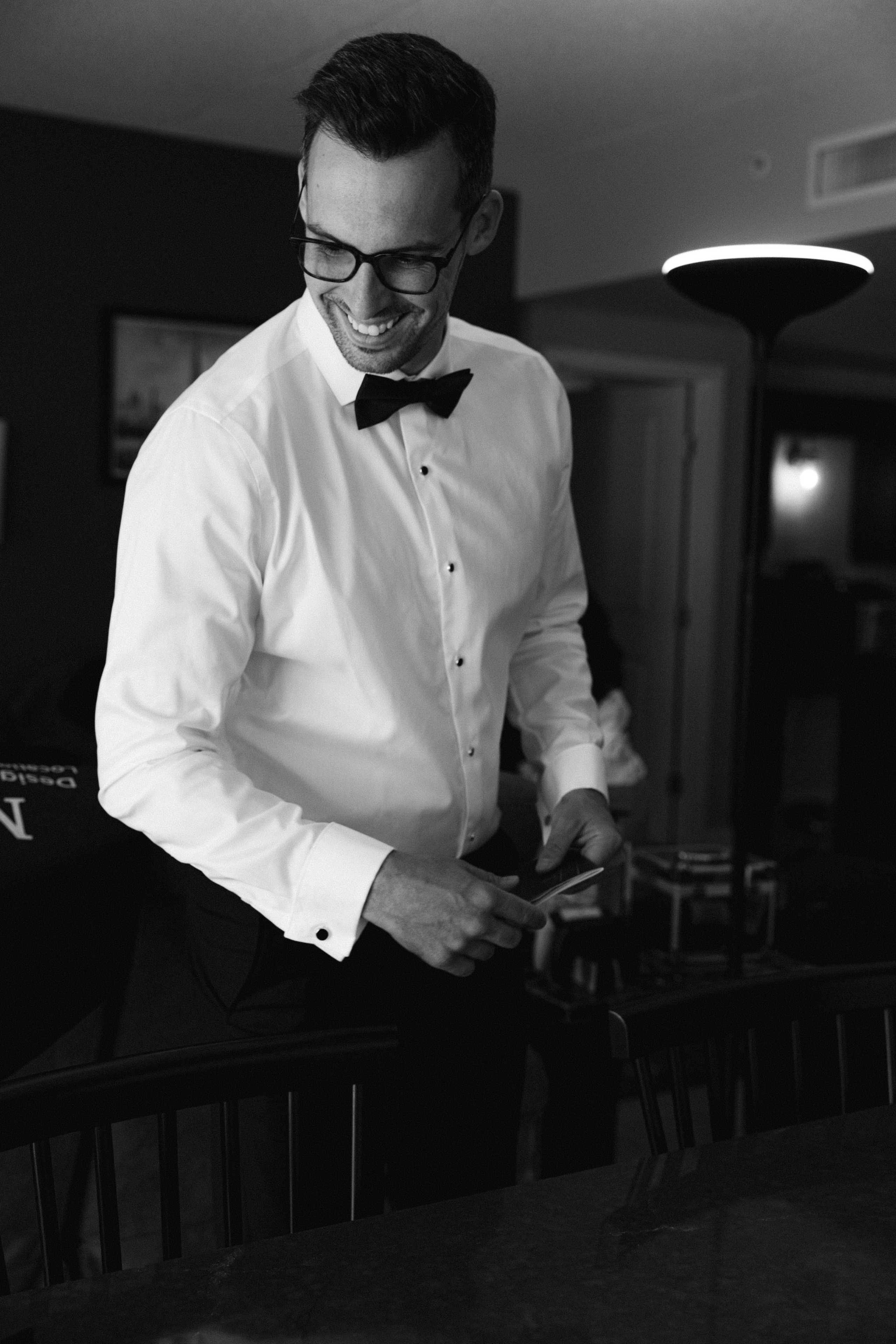 Wedding Photographer in Winnipeg — Cinematic & Timeless by Vitiuk Photography