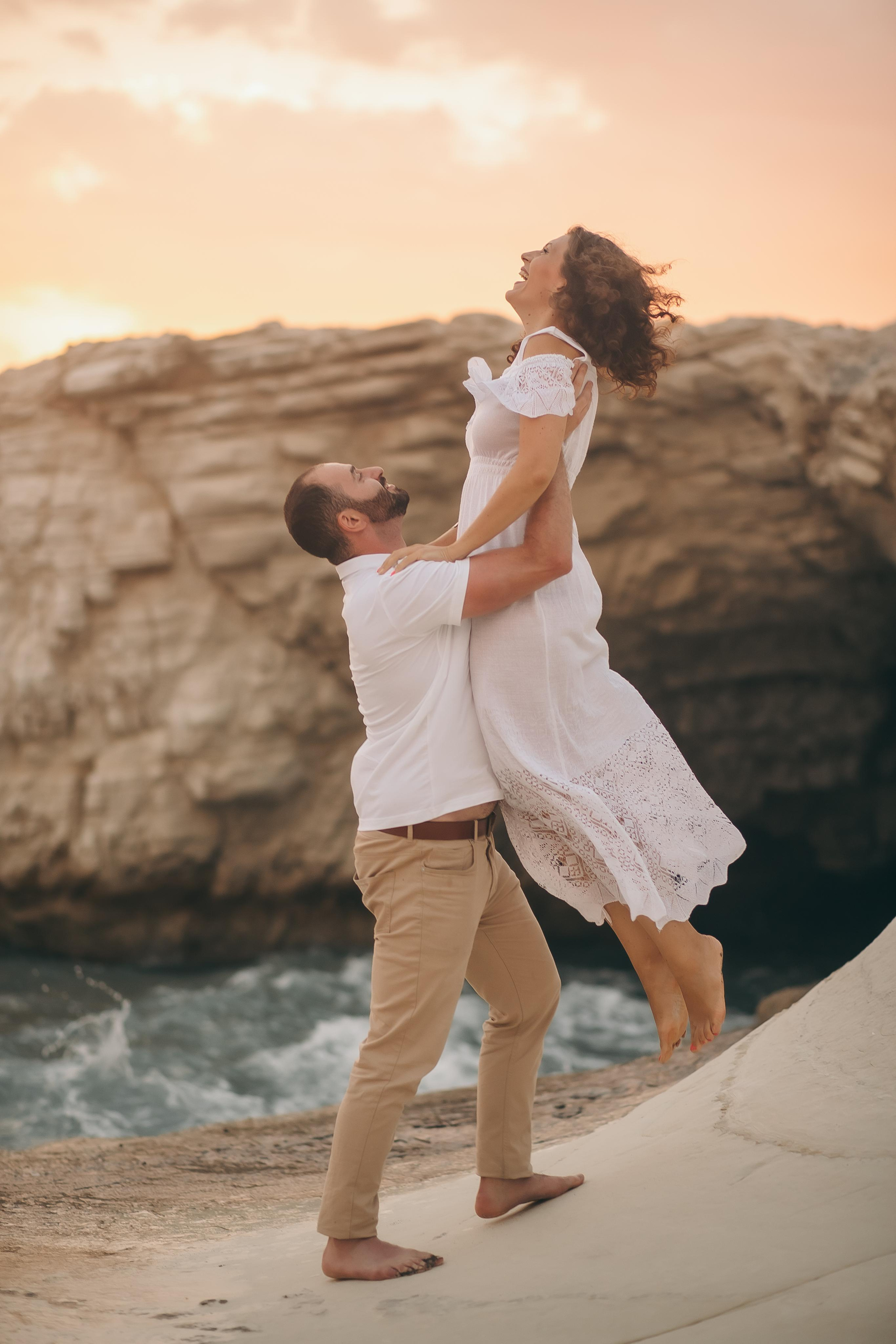 Кристина и Алекс. Лав-Стори. Белые Камни. Фотограф на Кипре