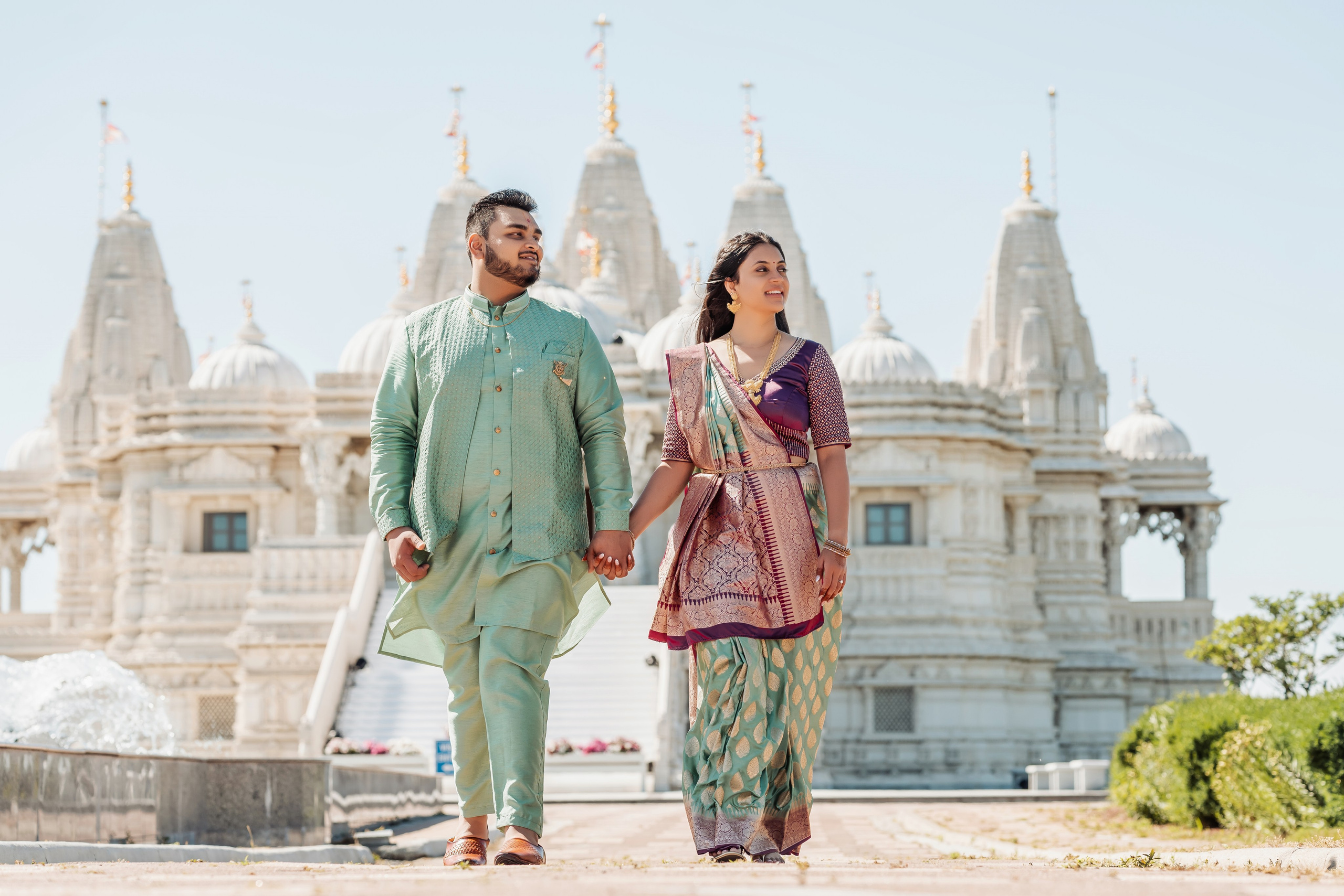 Darshil & Shailja. Wedding Photographer & Cinematographer studios