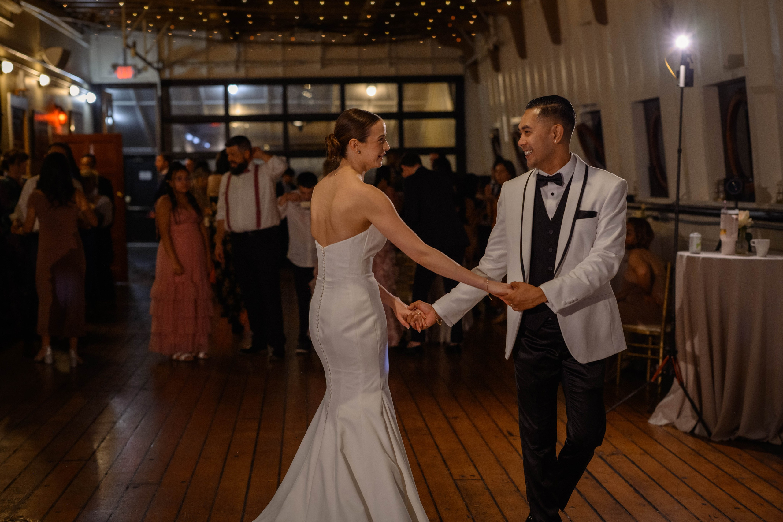 Kevin & Katie. Wedding & portrait photography in the Seattle Area. Helen Michelle photographer
