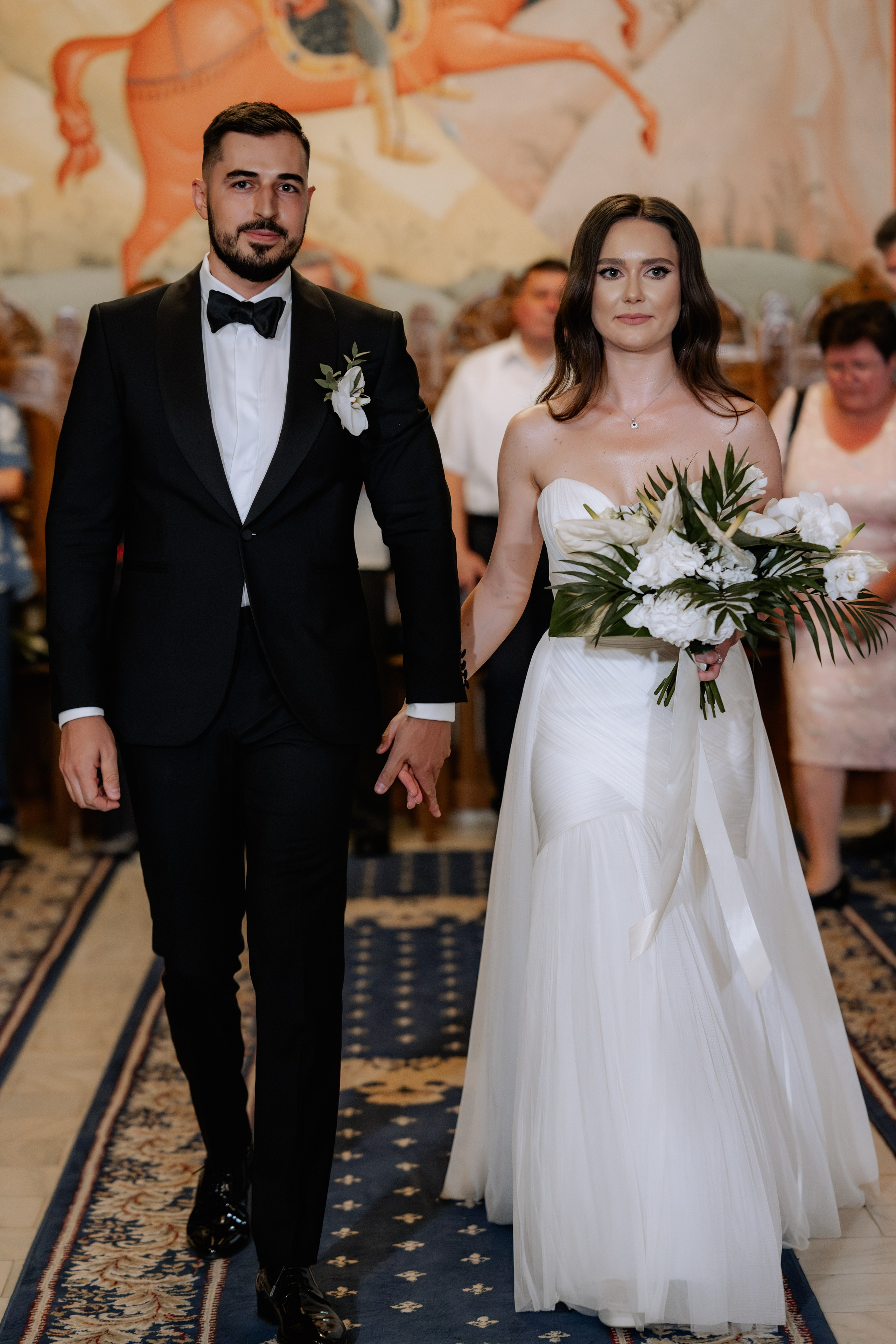 Cununie civila in aer liber , artificii de zi colorate , decor nunta , nunta la Hotel Traian. Proud Vision Weddings | Wedding Photography & Film — Servicii profesionale Foto Video Nunta Iasi