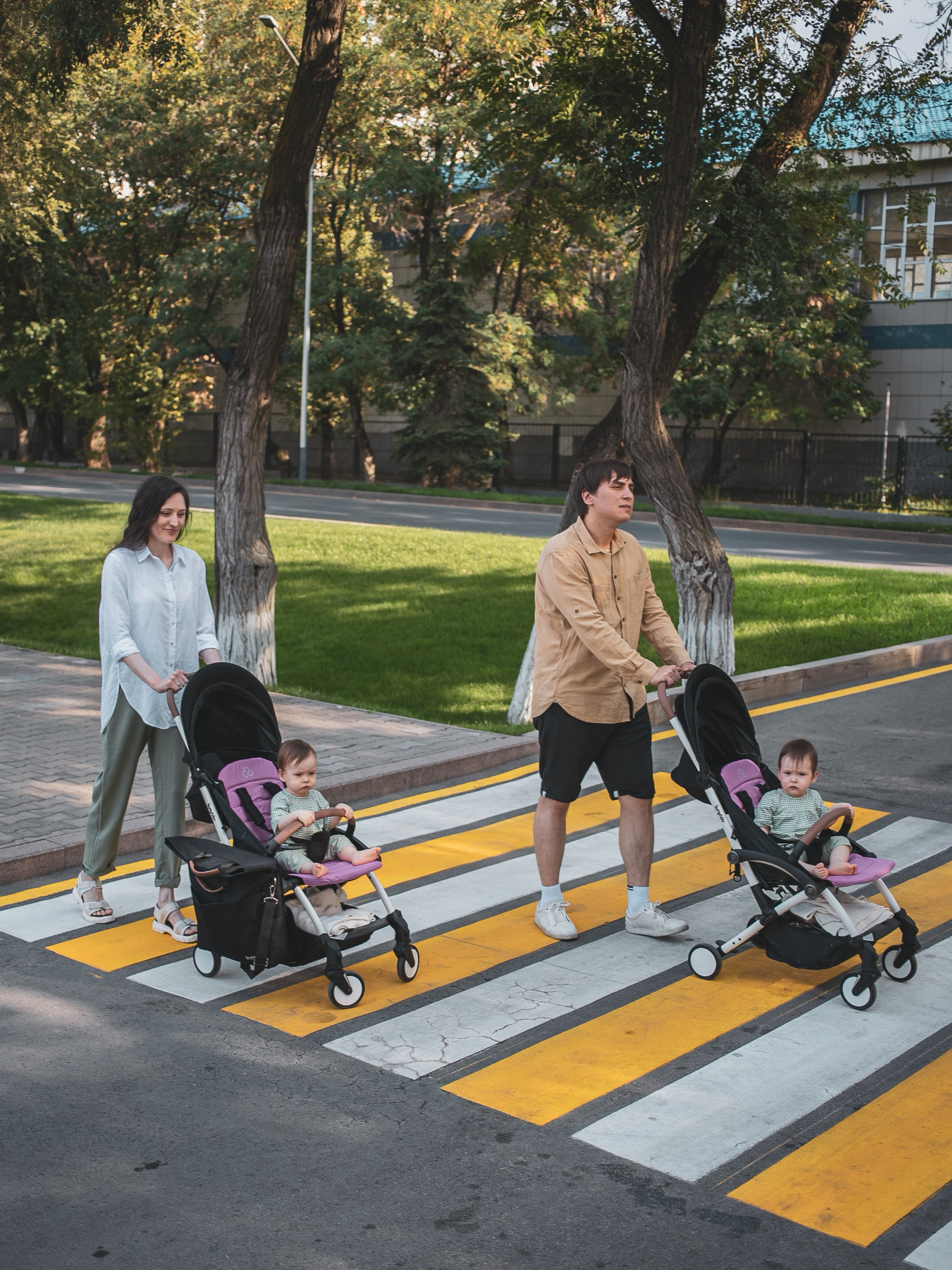 Twins girls. Индивидуальный и love story фотограф в Алматы Шарычева Ирина