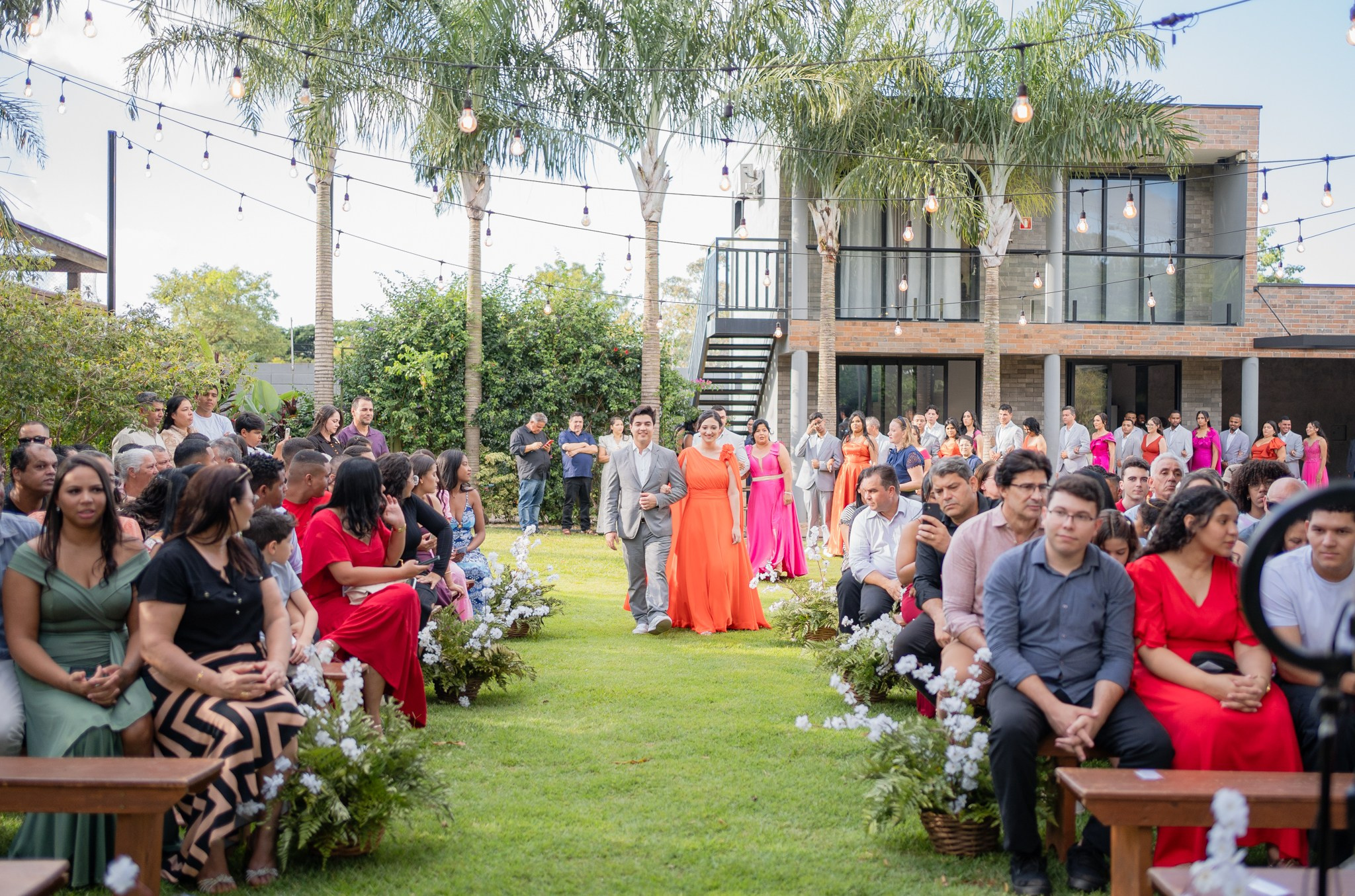 Larissa & Vinicius — Espaço Faveral / Aararaquara. Robson Colaço