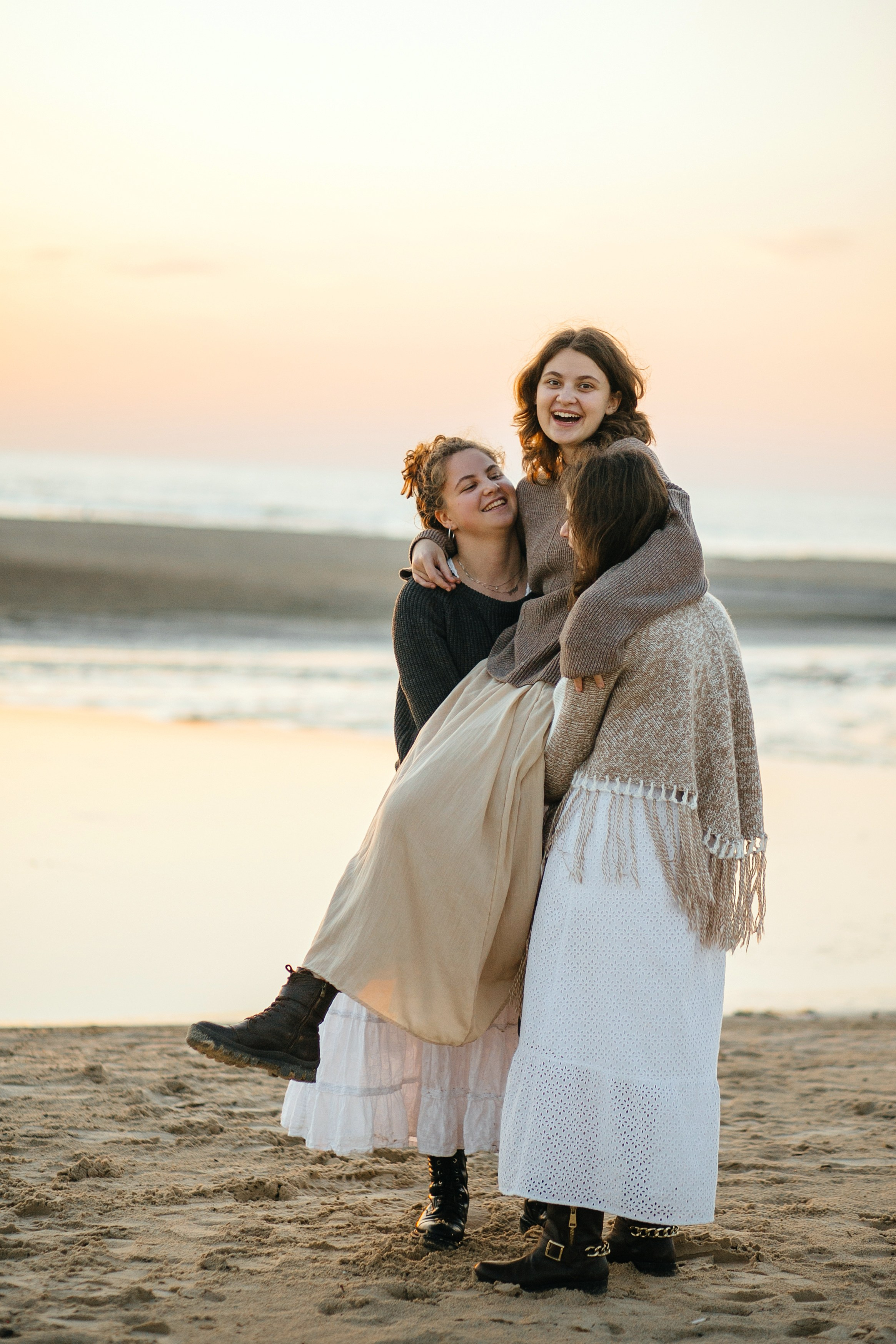 3 sisters Netanya. Family photographer in Israel