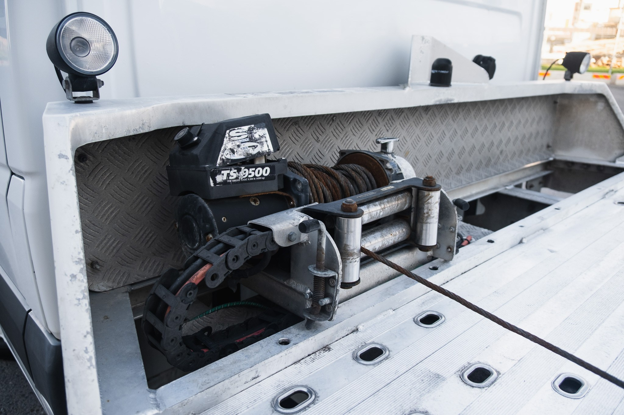 Mercedes-Benz Sprinter. LOHA VISUALS — AUTOMOTIVE PHOTOGRAPHY