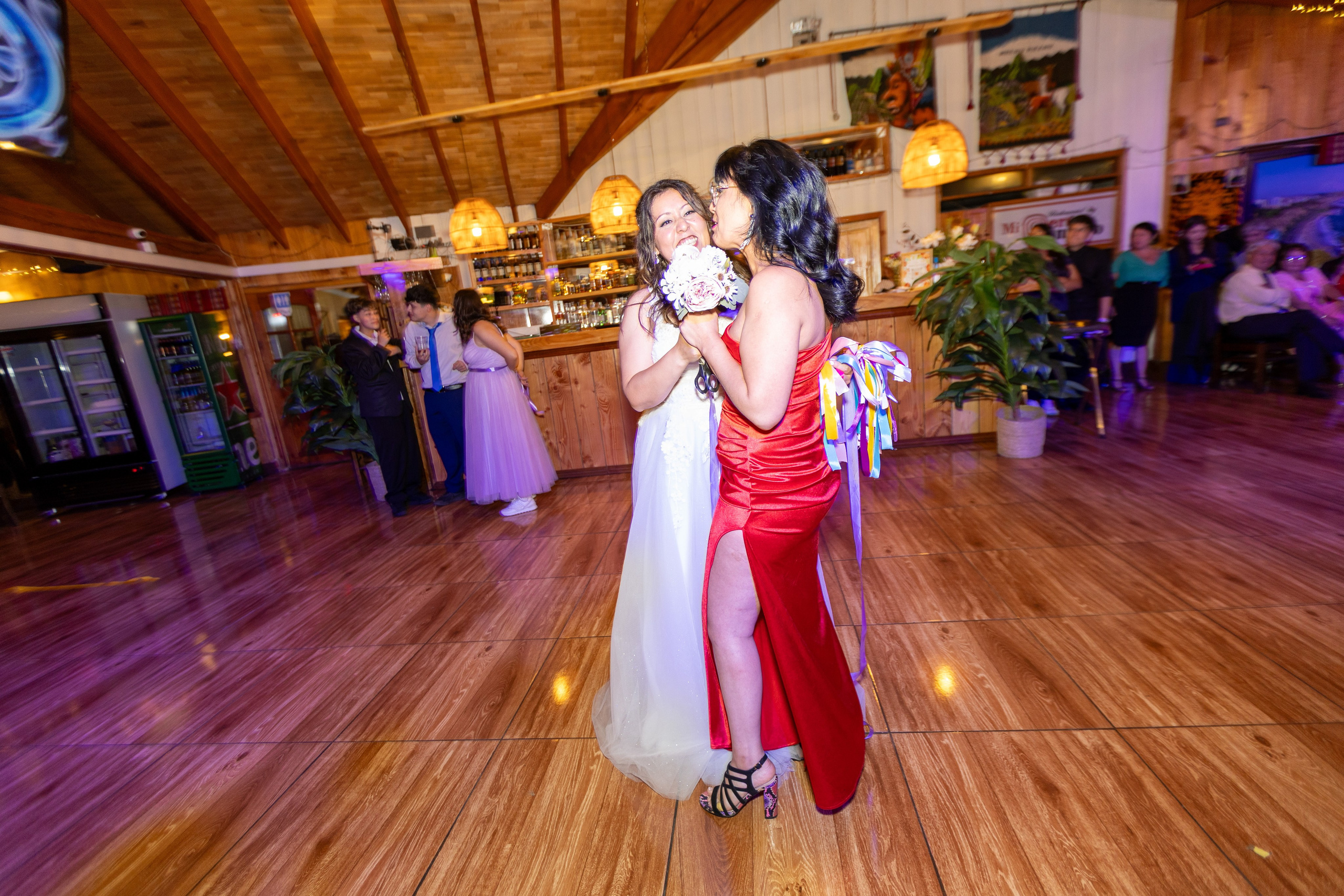 Carla y Daniel. Dinka & Emilio - El arte de preservar lo que no se repite