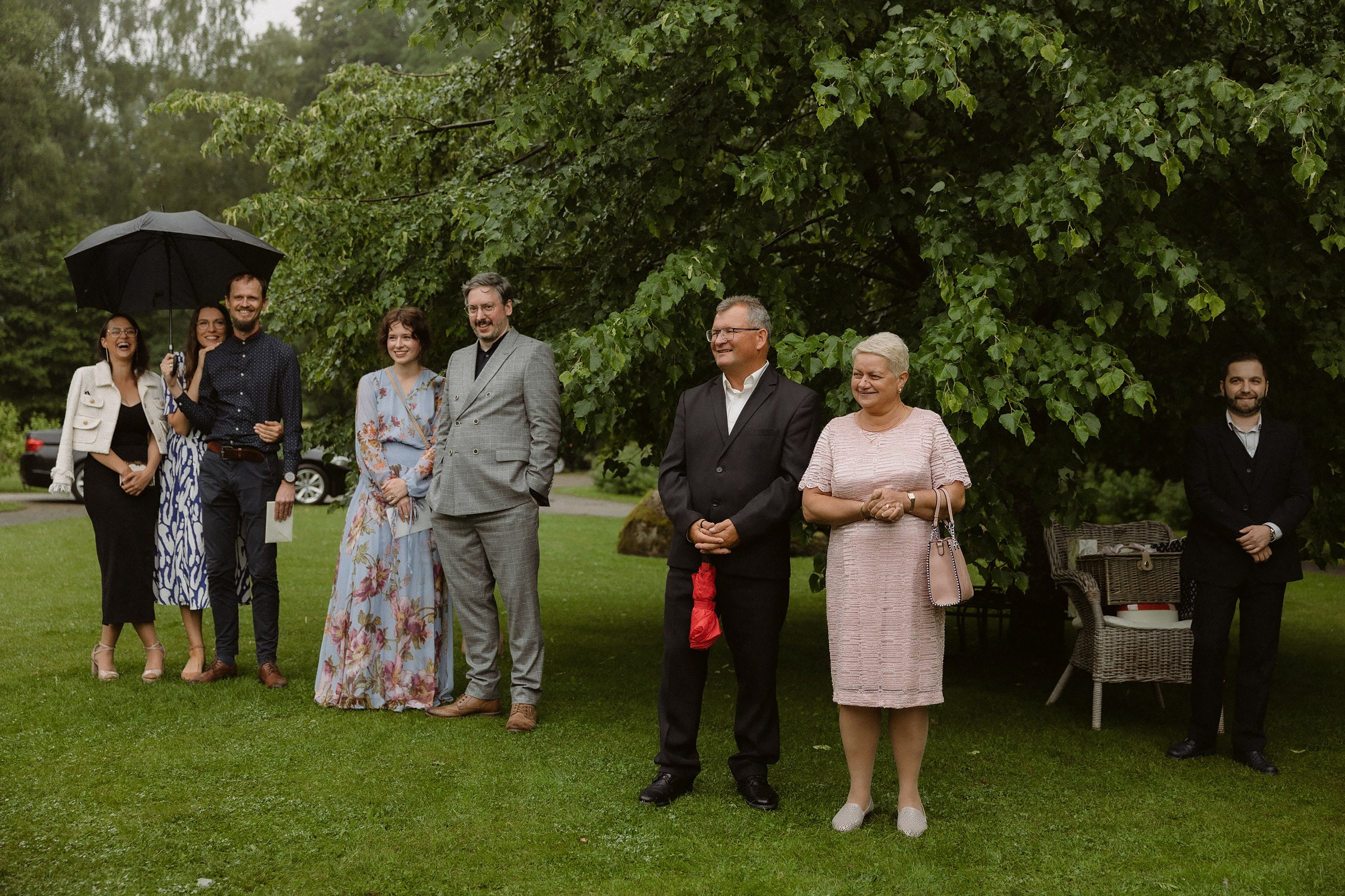 Justė ir Henrikas | Lietingos jaukios vestuvės Palangoje. Vestuvių ir šeimų fotografė Lena Bondarenko / belove photo