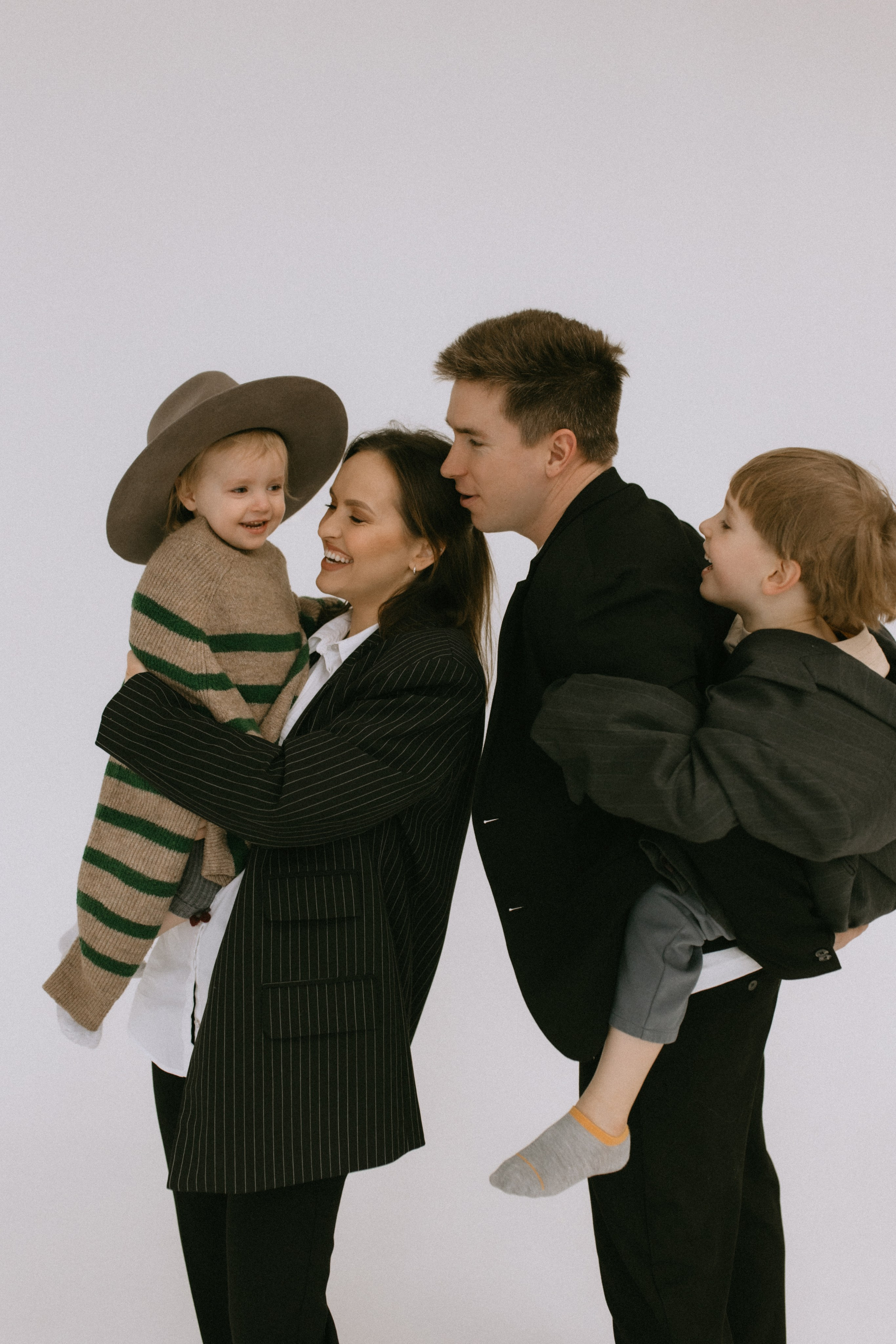 Linksma šeimos fotosesija | STUDIO. Vestuvių ir šeimų fotografė Lena Bondarenko / belove photo