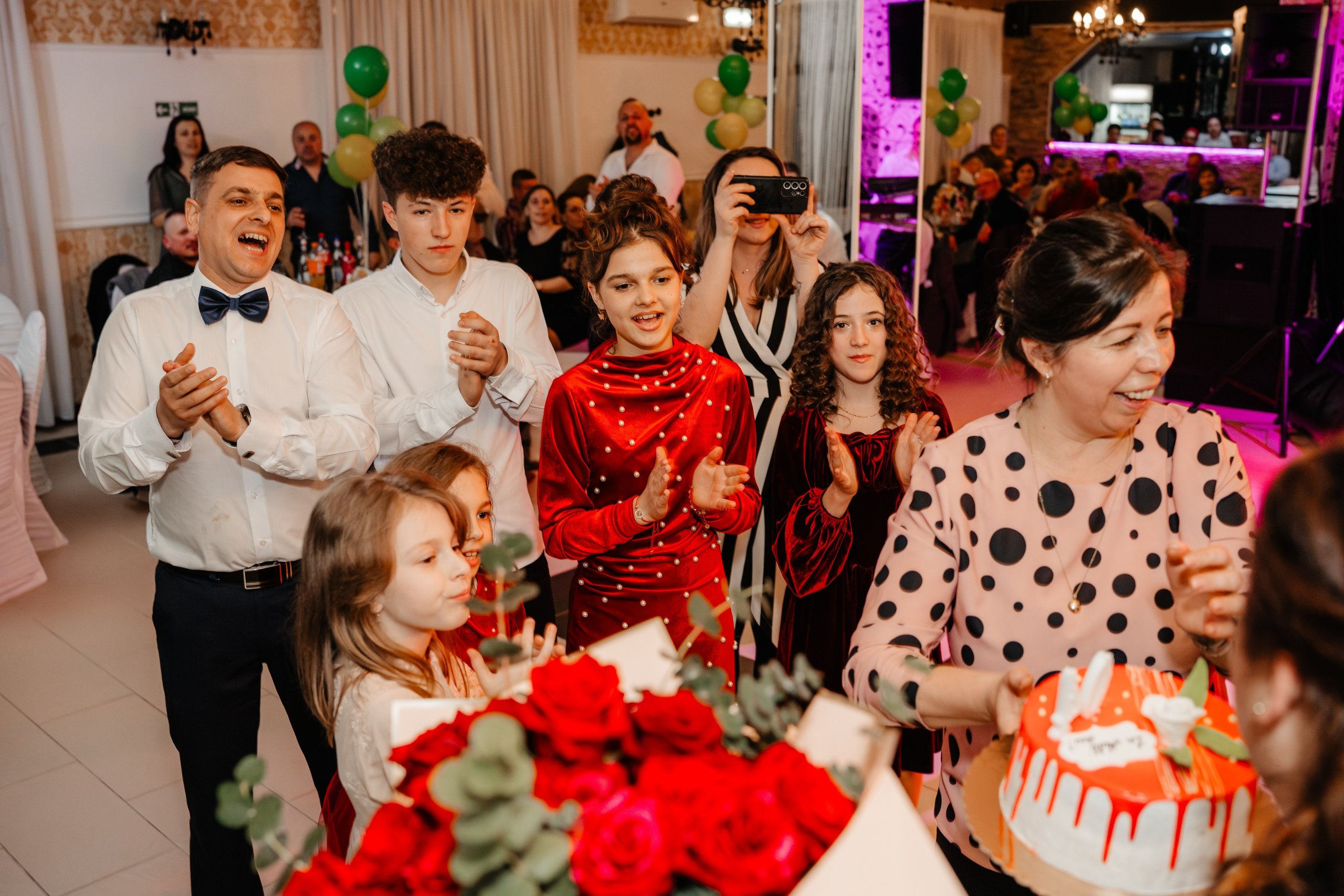 Dominic Constantin. Raw Studio. Fotograful tau de nunta!