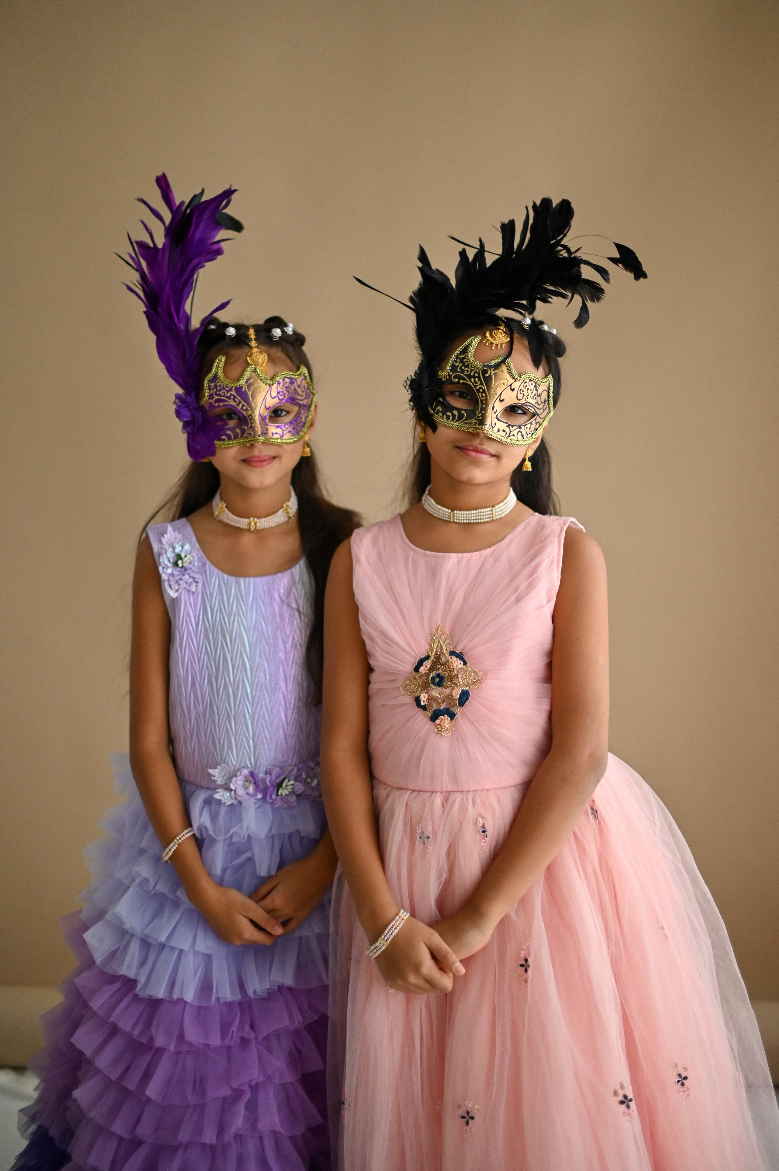 Сестры. Детский и семейный фотограф в финляндии дина пулкка. контент фотограф