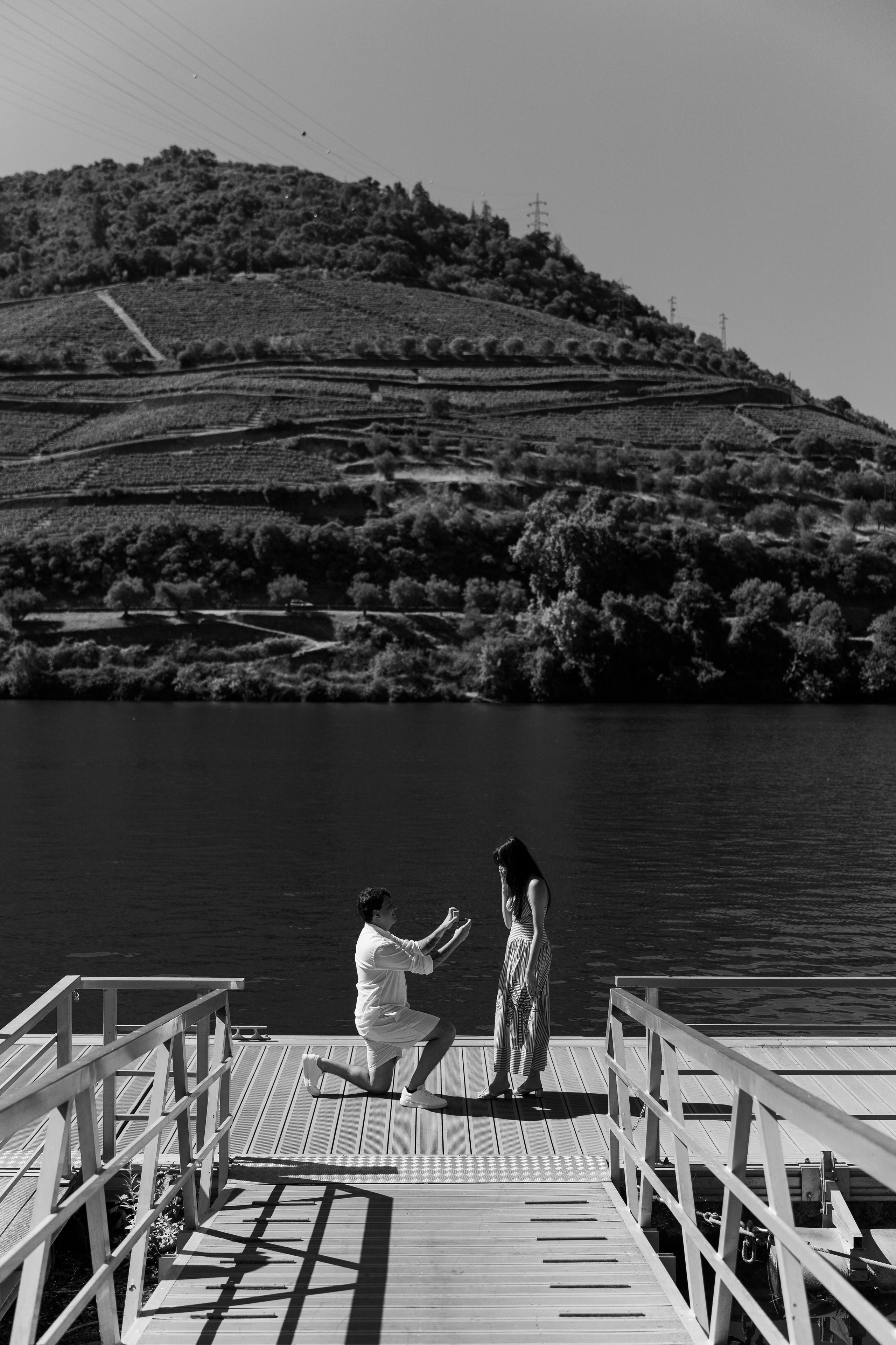 Wedding Proposal at Douro Valley — Arthur & Ana. Wedding & destination wedding photographer in Porto, Portugal — Davi Valente | Lisbon, Douro Valley, Rome, Tuscany & Lake Como