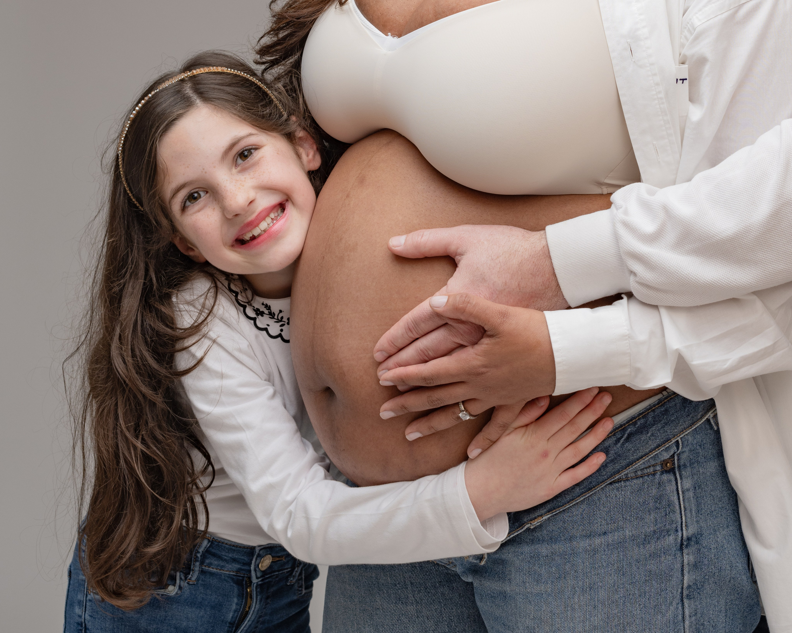 NOGLYS. Anastasiia Antoniuk portrait, family and couple photographer, Portugal