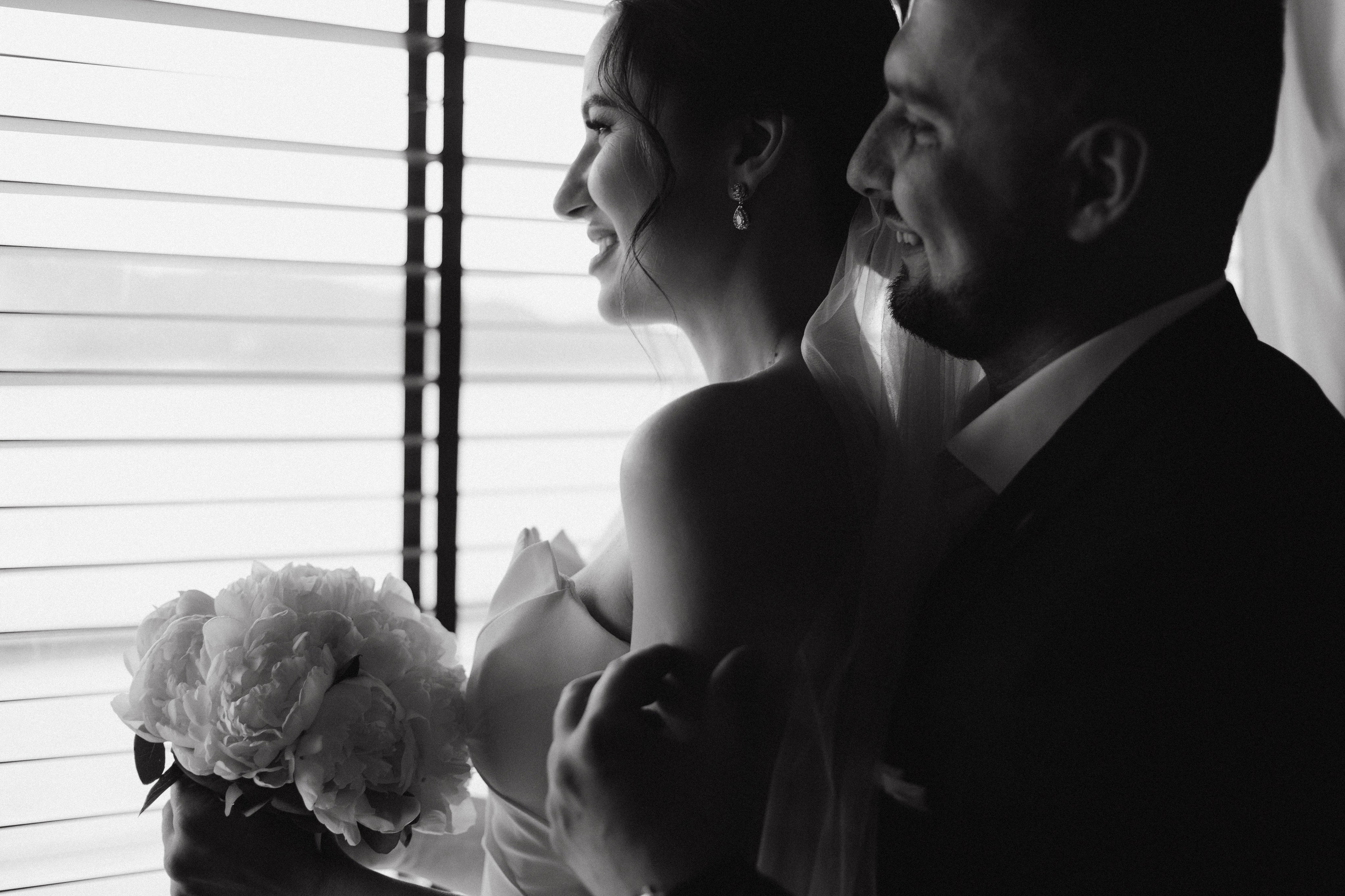 White Wedding. Wedding and Family Photograph